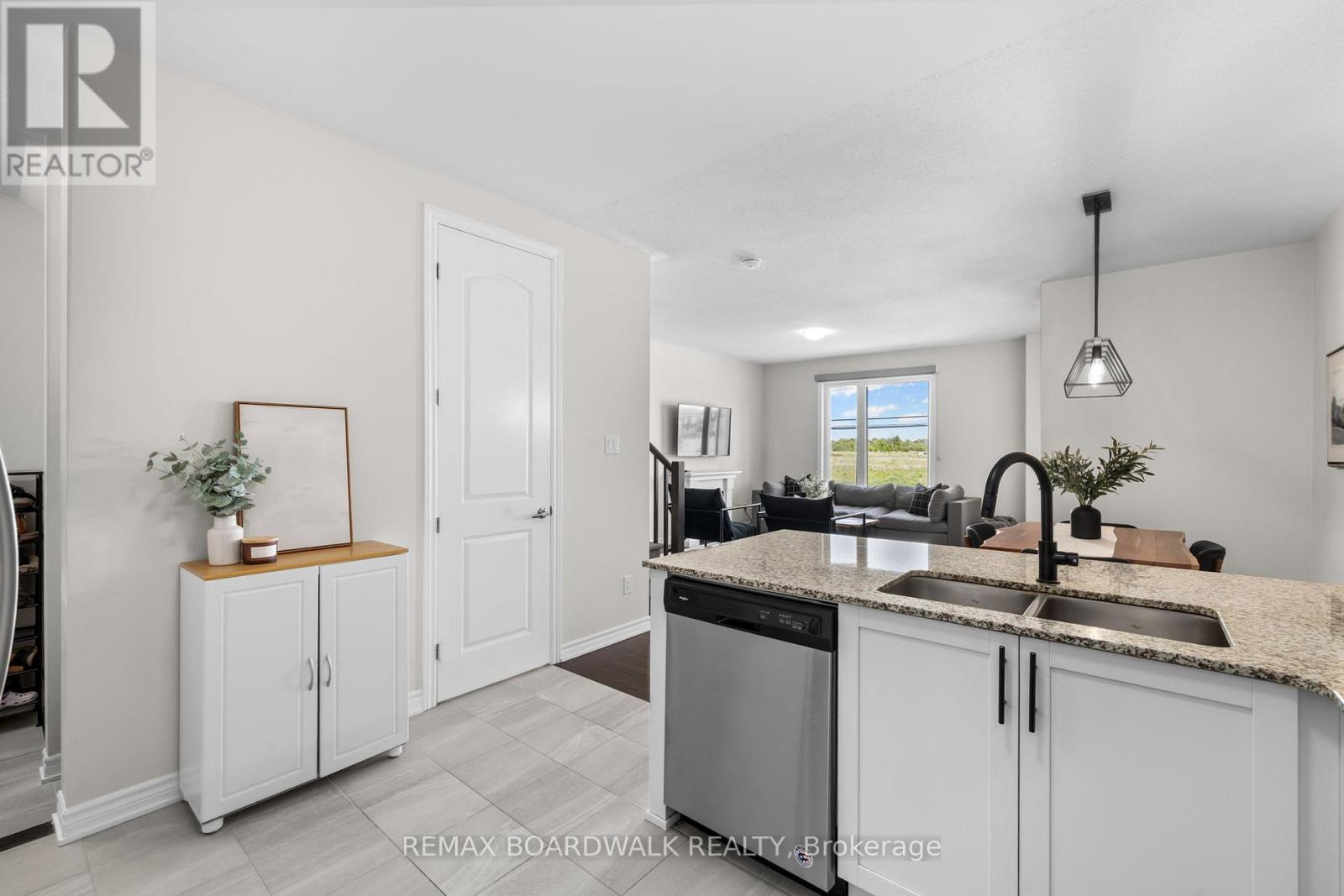 6331 Perth Street, Ottawa, Ontario  K0A 2Z0 - Photo 14 - X13415434