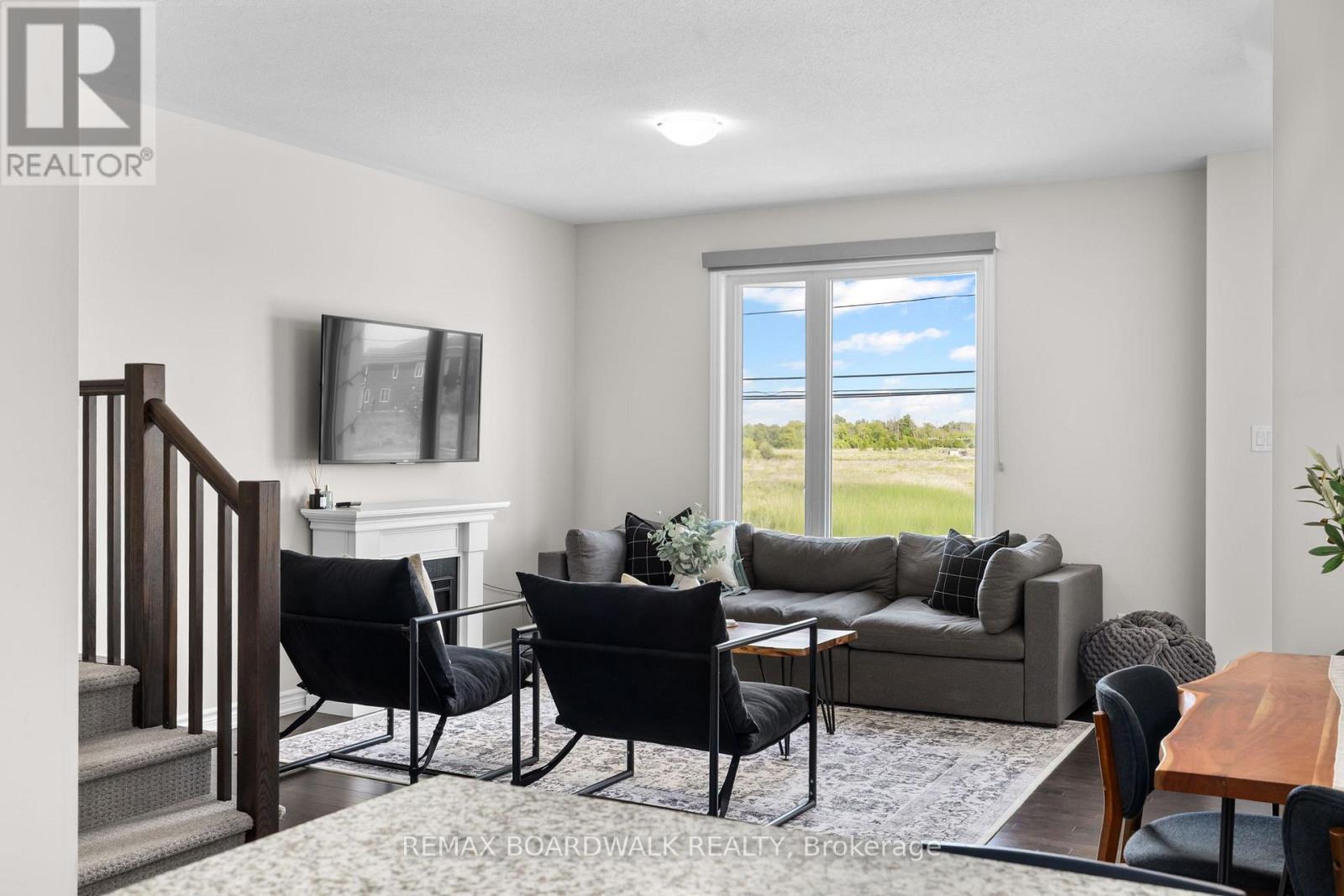 6331 Perth Street, Ottawa, Ontario  K0A 2Z0 - Photo 4 - X13415434