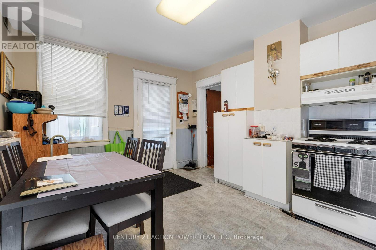 222 Montfort Street, Ottawa, Ontario  K1L 5P4 - Photo 10 - X13415516