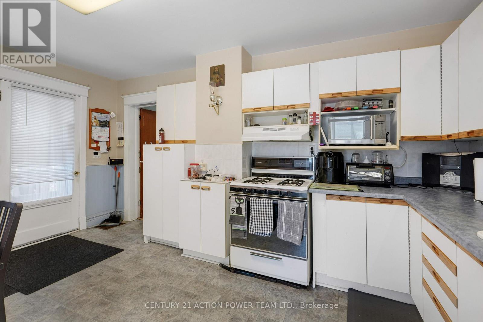 222 Montfort Street, Ottawa, Ontario  K1L 5P4 - Photo 12 - X13415516