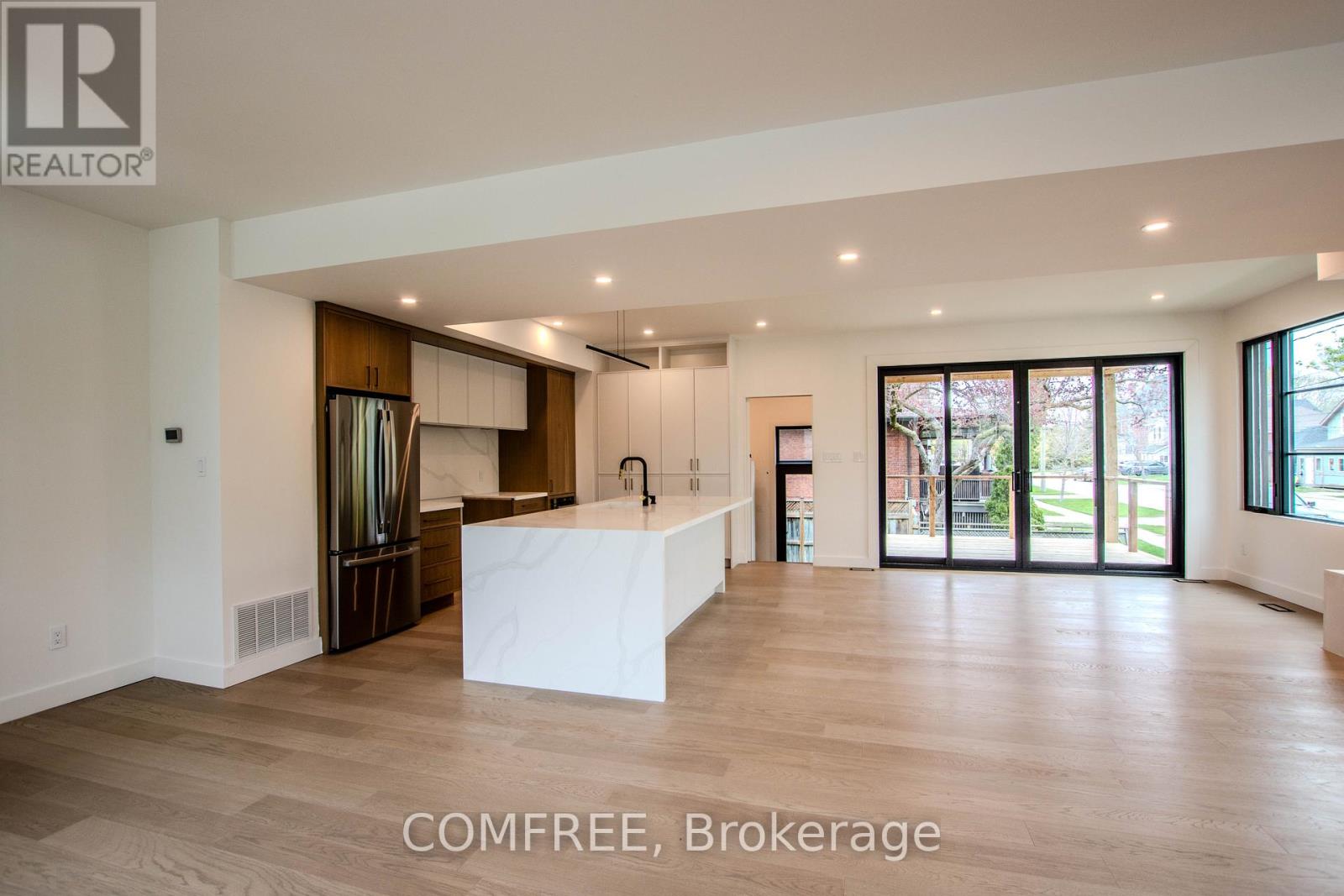 169 Second Street, Collingwood, Ontario  L9Y 1E9 - Photo 5 - S13415698