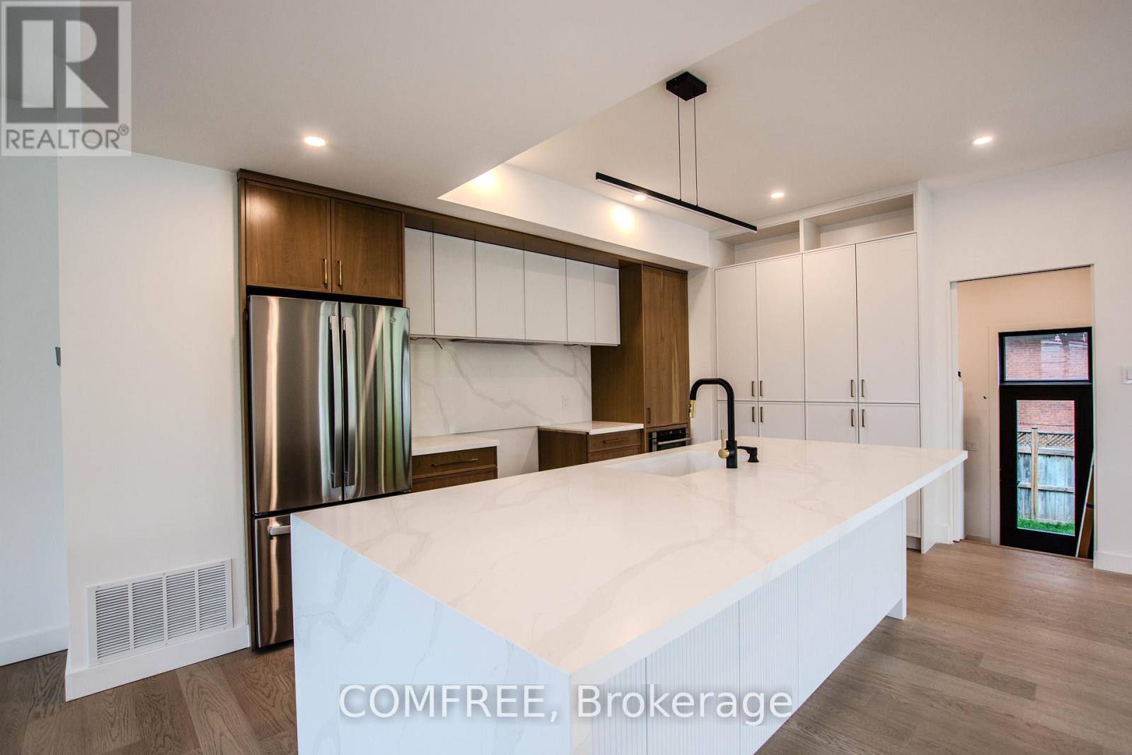 169 Second Street, Collingwood, Ontario  L9Y 1E9 - Photo 8 - S13415698