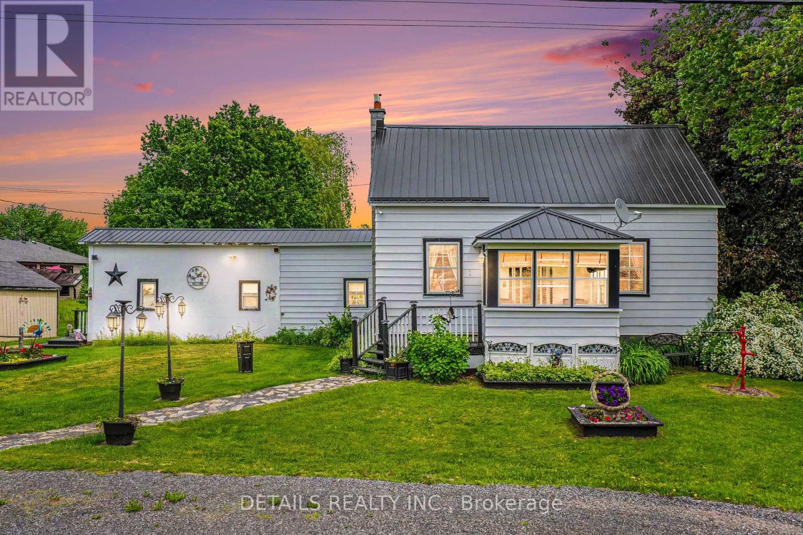 243 South Gower Drive, North Grenville, Ontario  K0G 1J0 - Photo 1 - X13415694