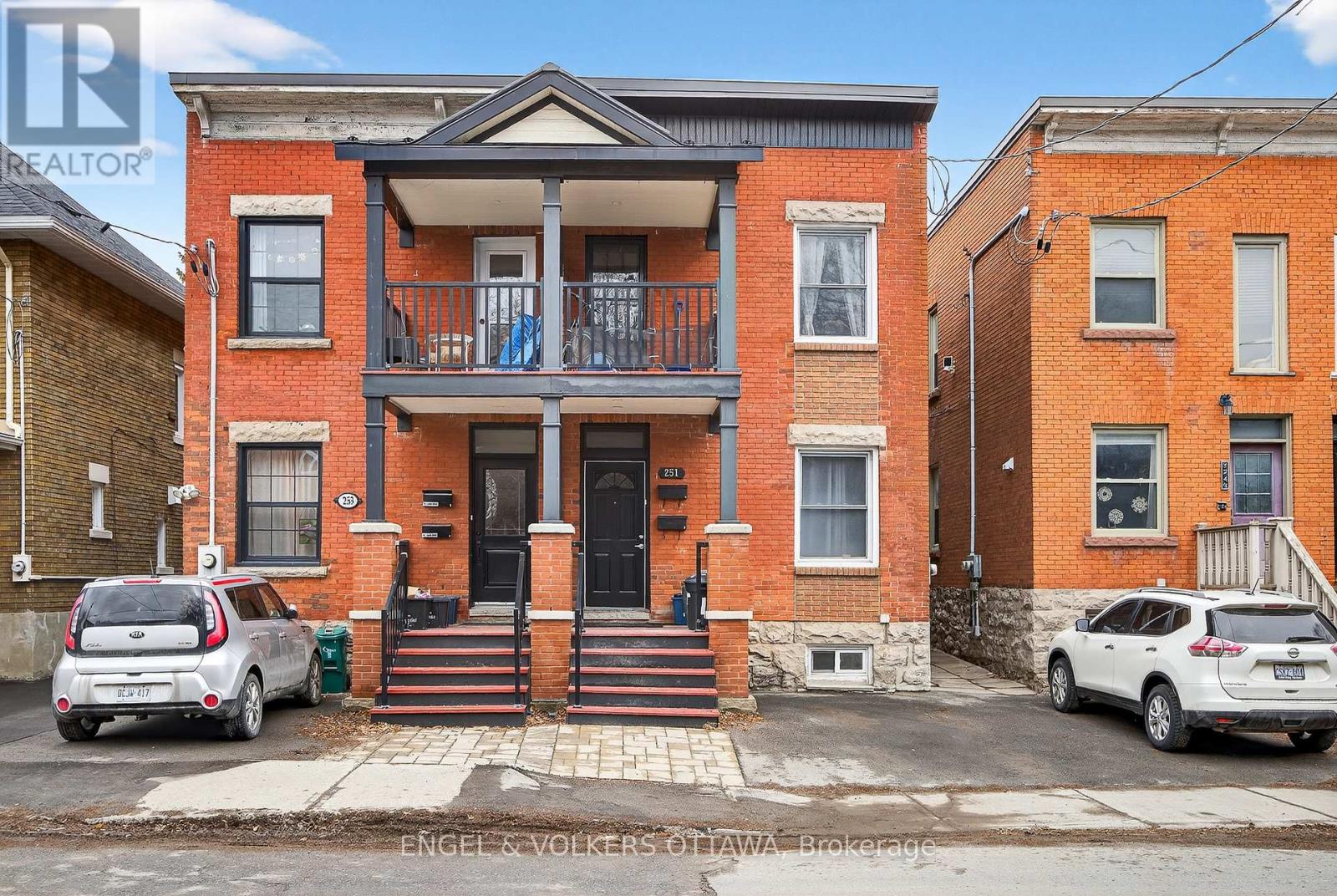 251 Arlington Avenue, Ottawa, Ontario  K1R 5T1 - Photo 1 - X13416062
