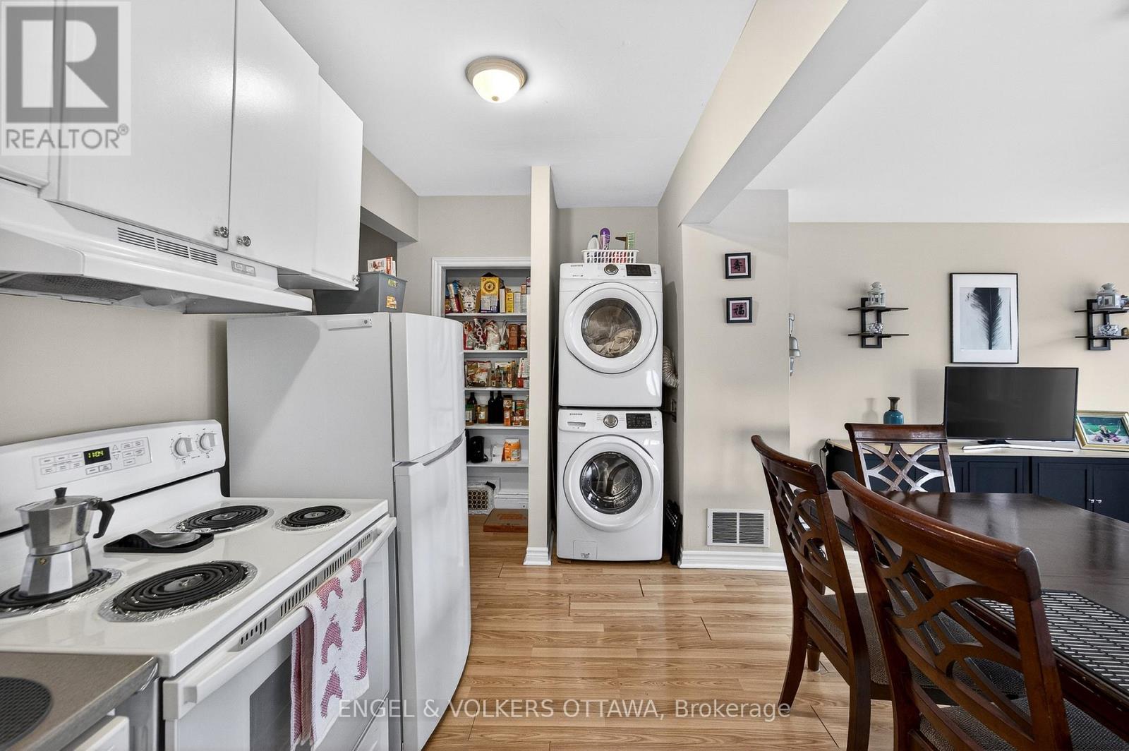 251 Arlington Avenue, Ottawa, Ontario  K1R 5T1 - Photo 12 - X13416062