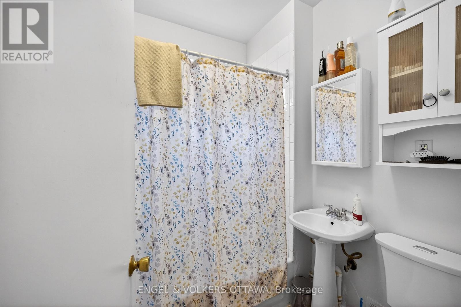 251 Arlington Avenue, Ottawa, Ontario  K1R 5T1 - Photo 13 - X13416062