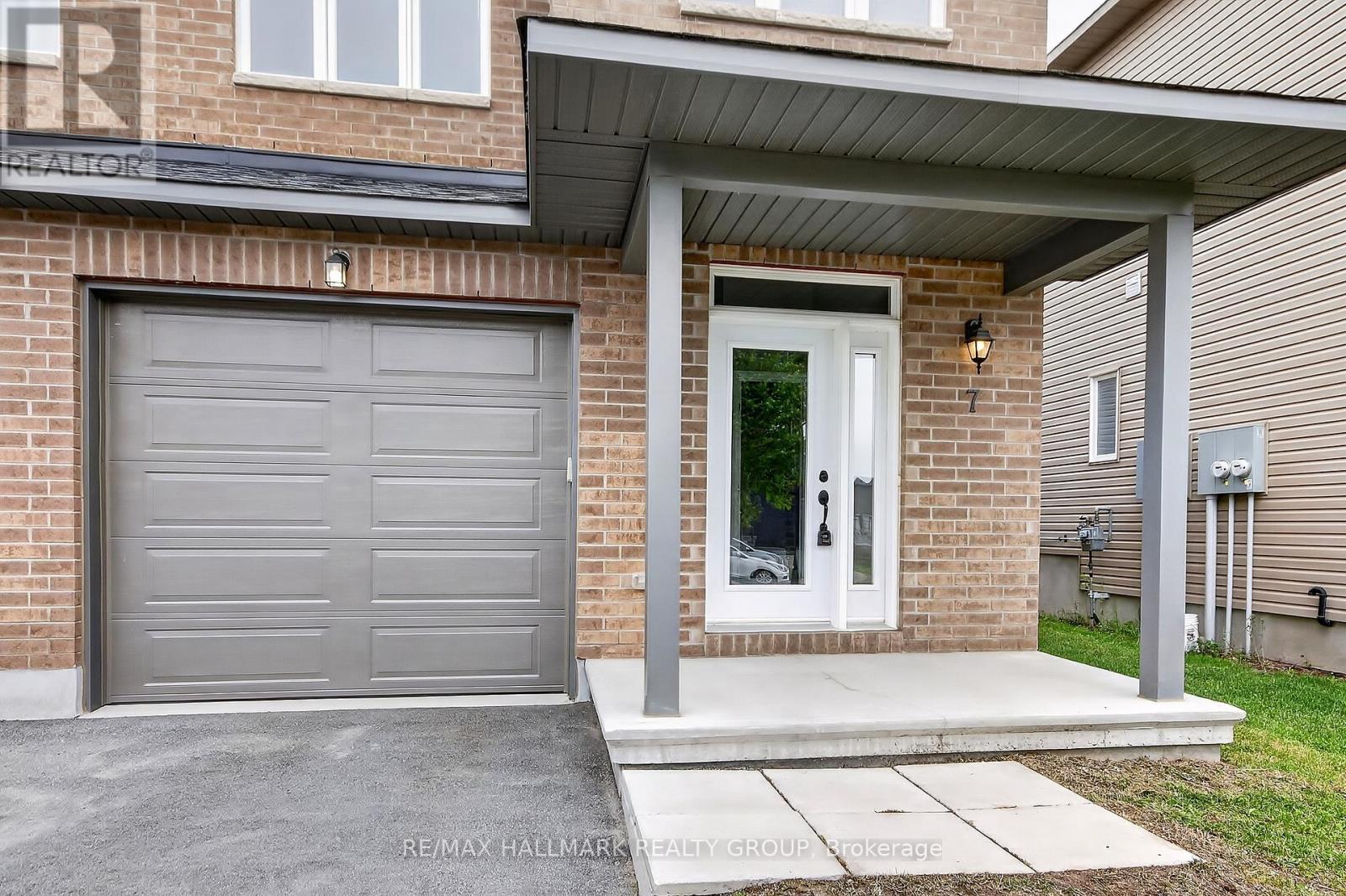 7 Mcphail Road, Carleton Place, Ontario  K7C 0W8 - Photo 4 - X13416072