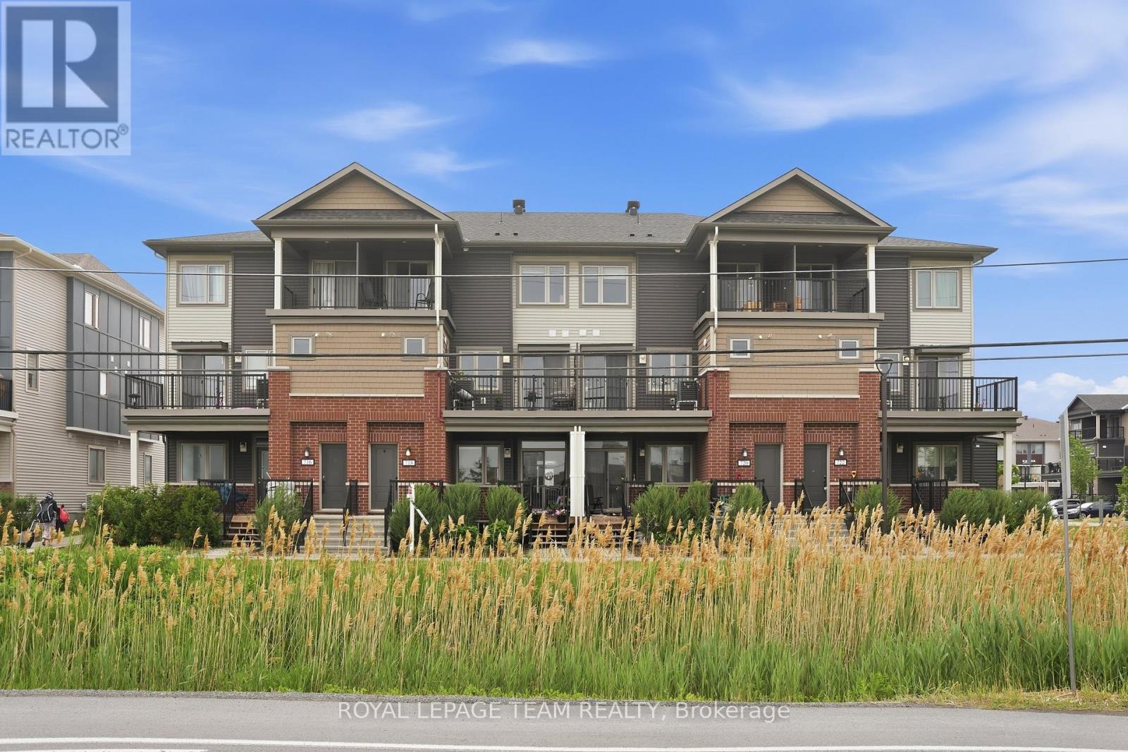 718 Lapland Private, Ottawa, Ontario  K2V 0S4 - Photo 1 - X13416180