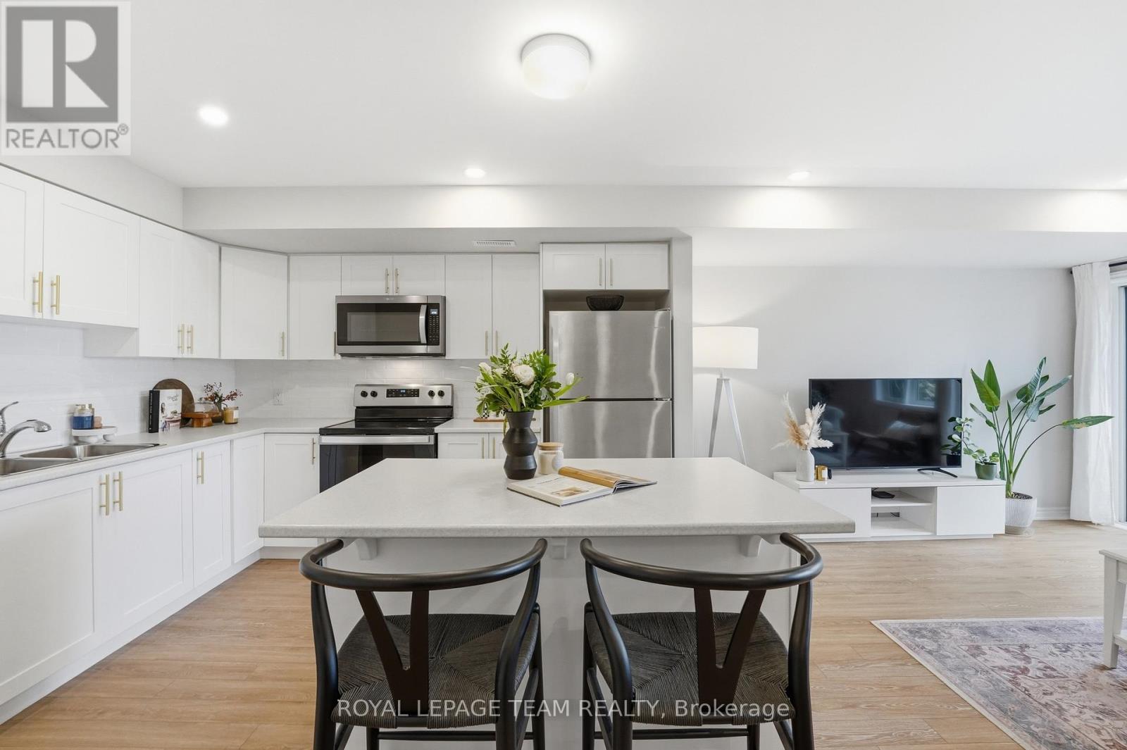 718 Lapland Private, Ottawa, Ontario  K2V 0S4 - Photo 19 - X13416180