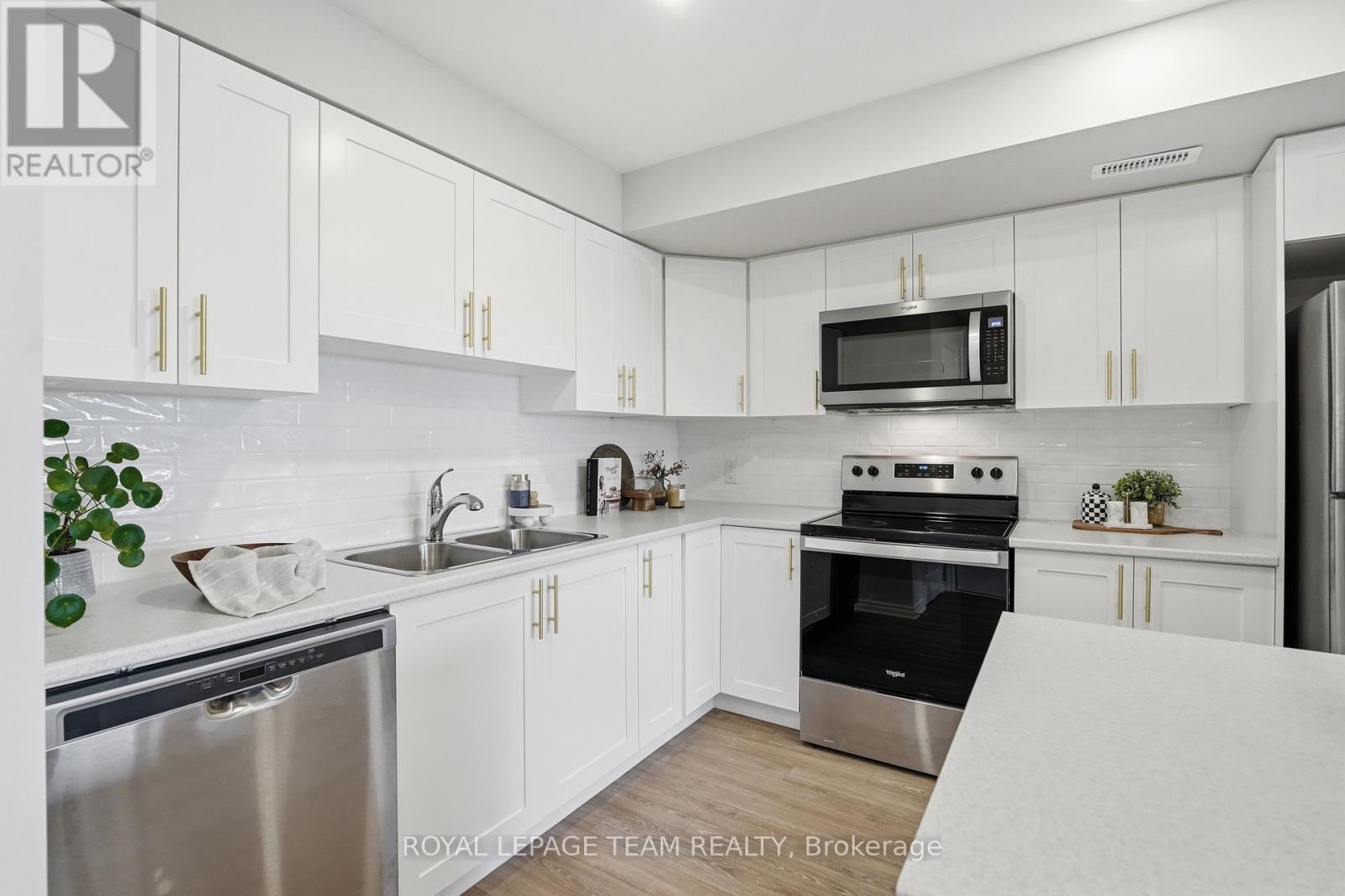 718 Lapland Private, Ottawa, Ontario  K2V 0S4 - Photo 21 - X13416180