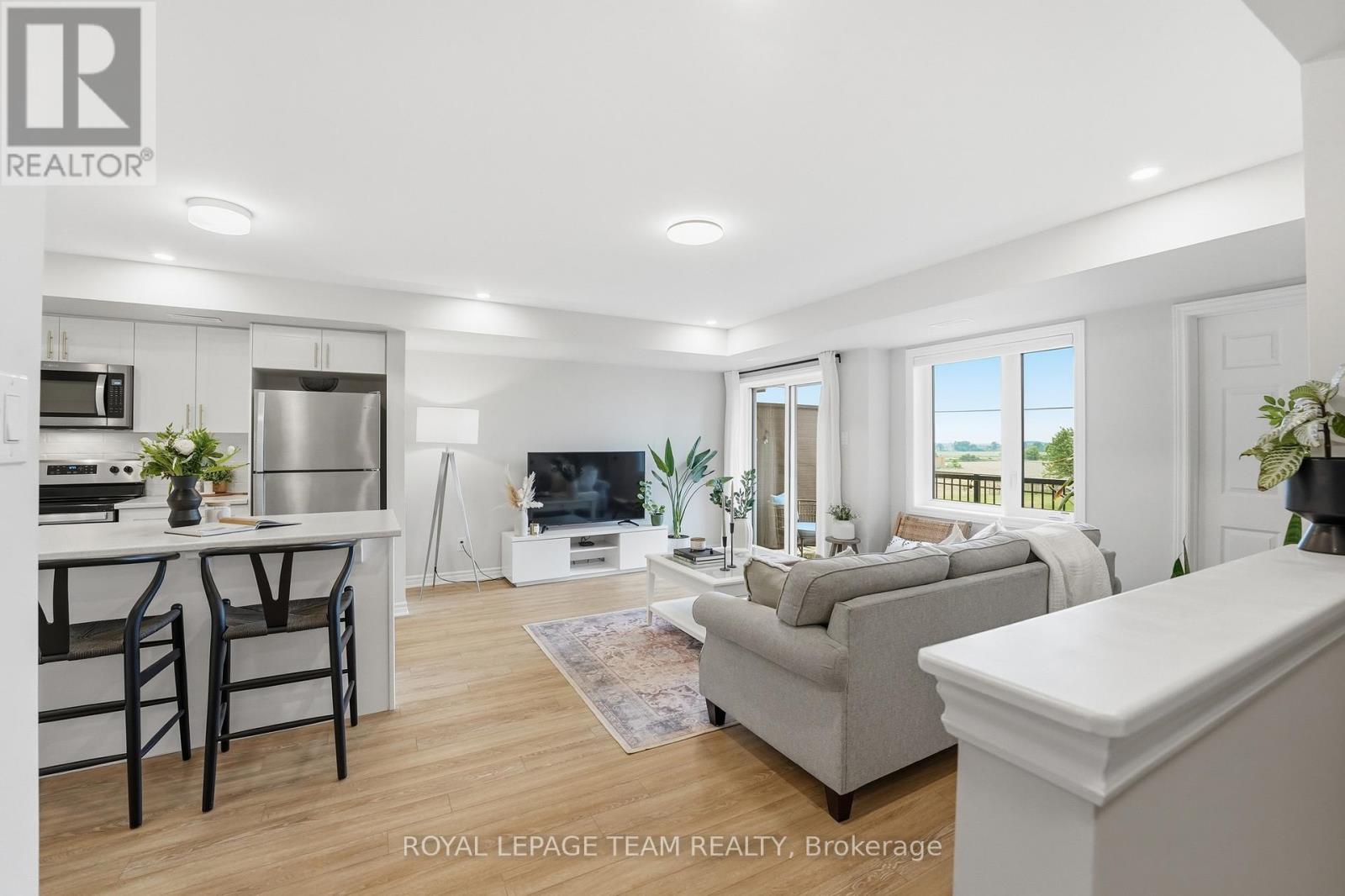 718 Lapland Private, Ottawa, Ontario  K2V 0S4 - Photo 5 - X13416180