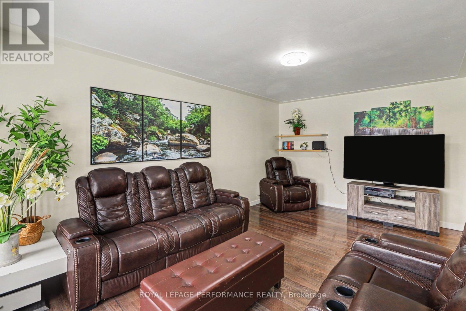 788 Dickens Avenue, Ottawa, Ontario  K1G 2X8 - Photo 3 - X13416368