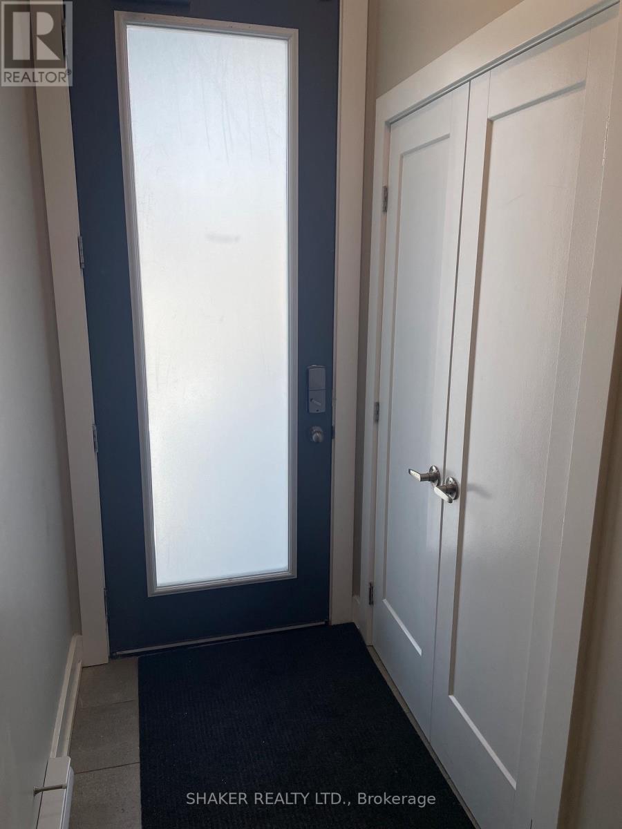 3 - 304 Elmgrove Avenue, Ottawa, Ontario  K1Z 6V1 - Photo 3 - X13416388
