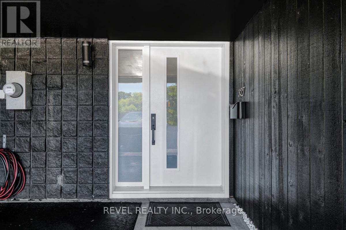 327 St Andrew Street, Ottawa, Ontario  K1N 5G9 - Photo 3 - X13416508