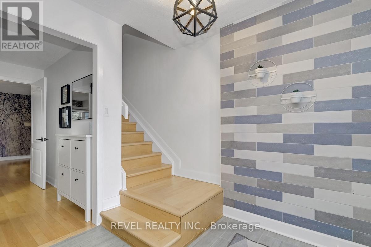 327 St Andrew Street, Ottawa, Ontario  K1N 5G9 - Photo 5 - X13416508