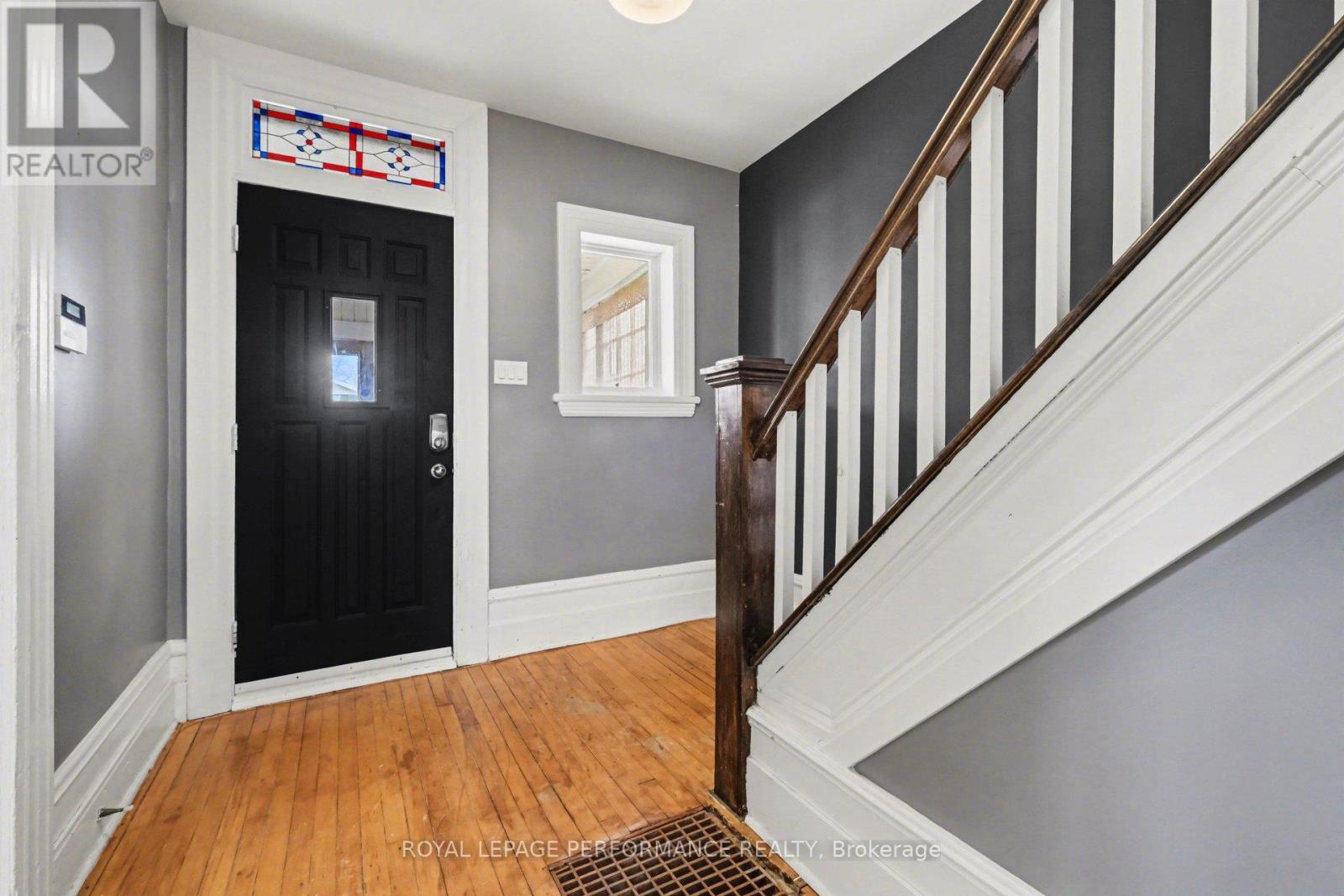 506 Wentworth Avenue, Ottawa, Ontario  K2B 5K1 - Photo 4 - X13416600