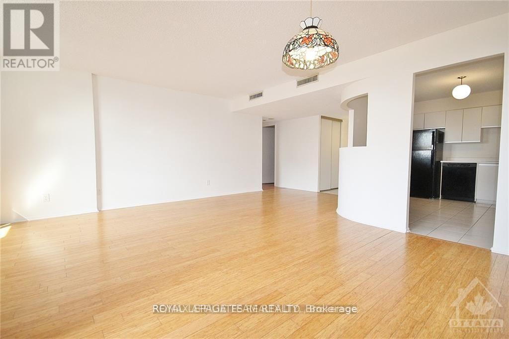 304 - 200 Lafontaine Avenue, Ottawa, Ontario  K1L 8K8 - Photo 8 - X13416802
