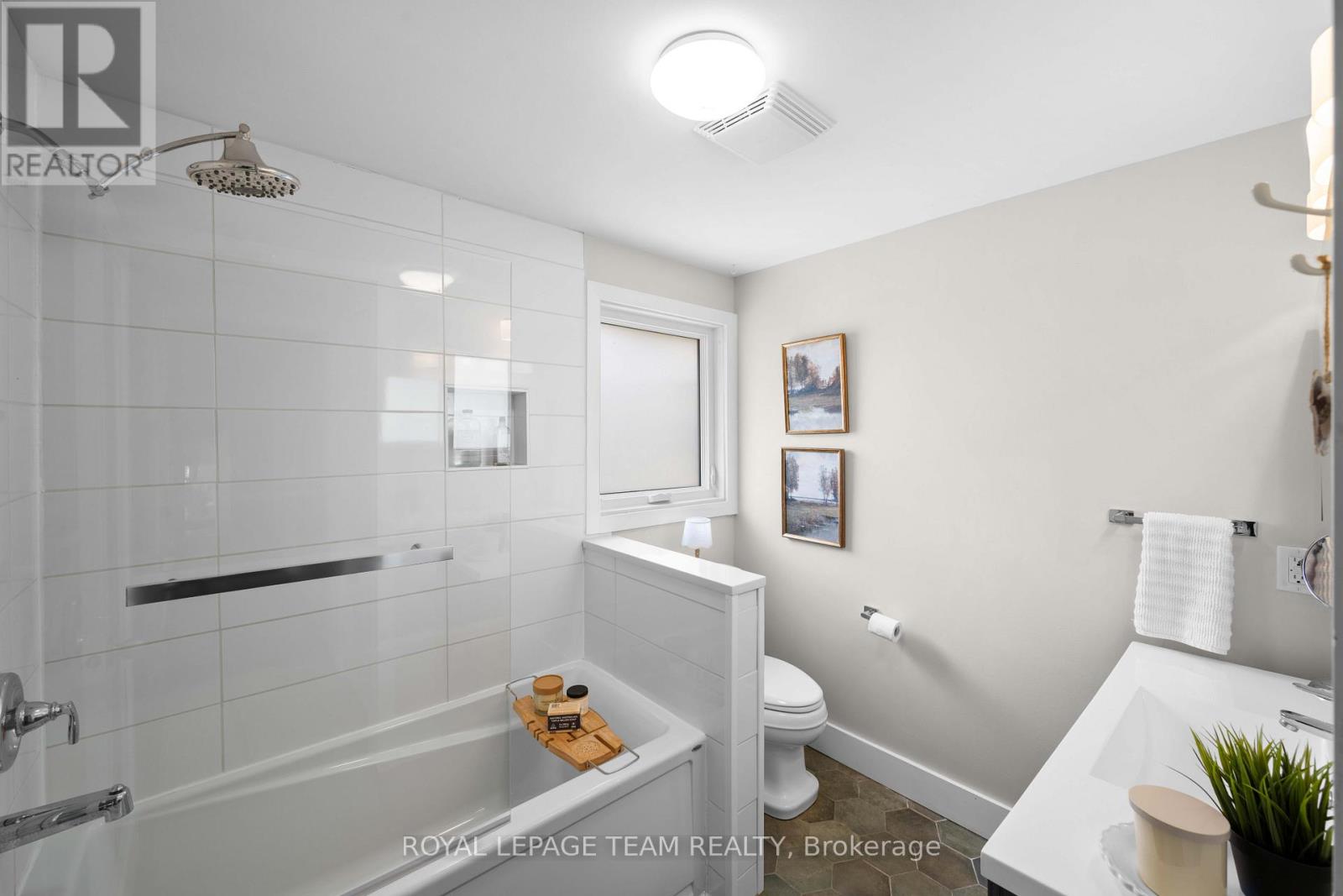 2 Lockview Road, Ottawa, Ontario  K4M 1B2 - Photo 40 - X13416884