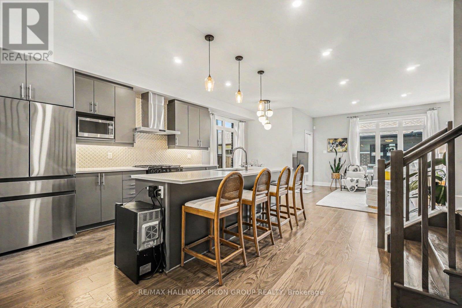 618 Mikinak Road, Ottawa, Ontario  K1K 3X7 - Photo 14 - X13416904