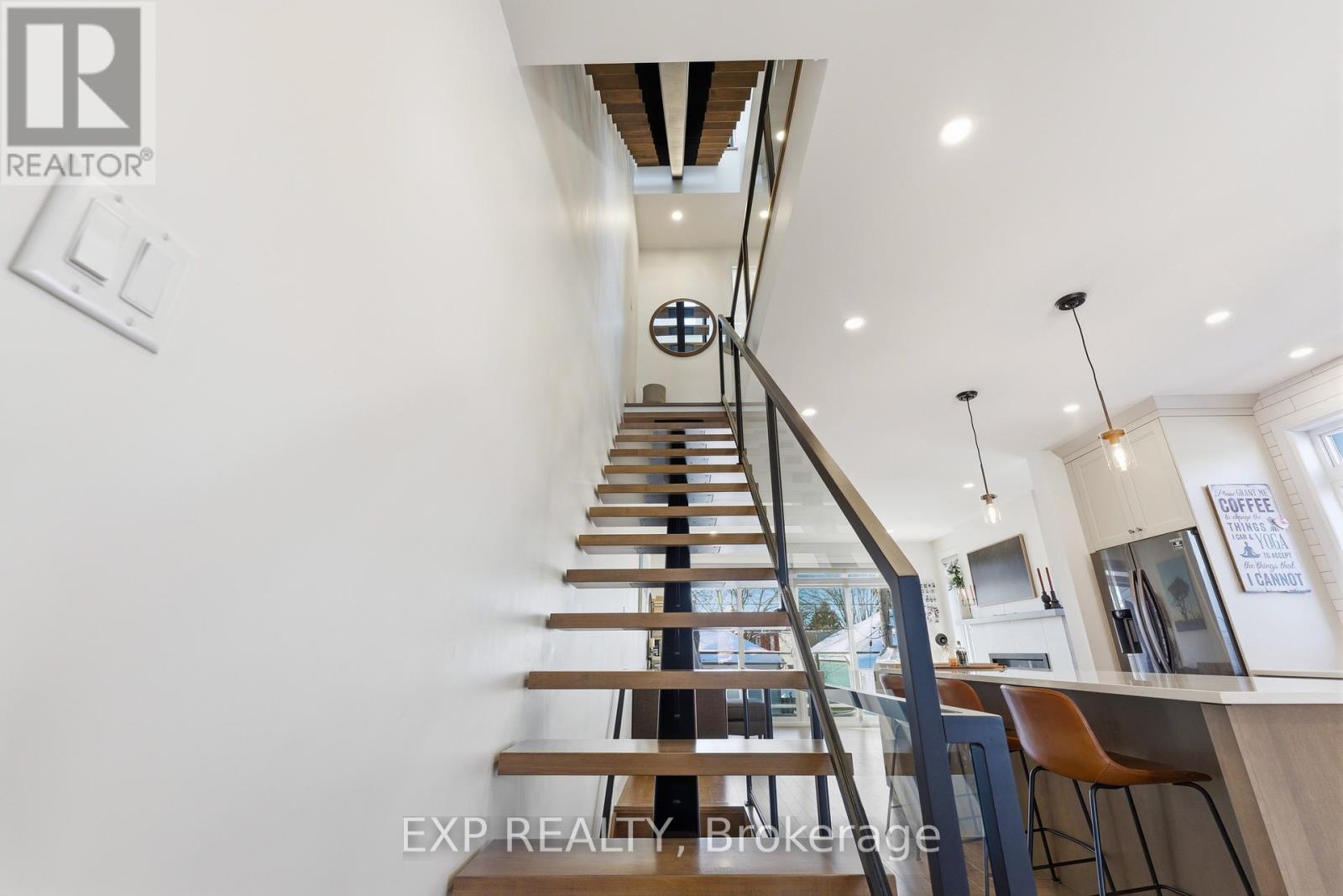 158 Marier Avenue, Ottawa, Ontario  K1L 5S1 - Photo 13 - X13417054