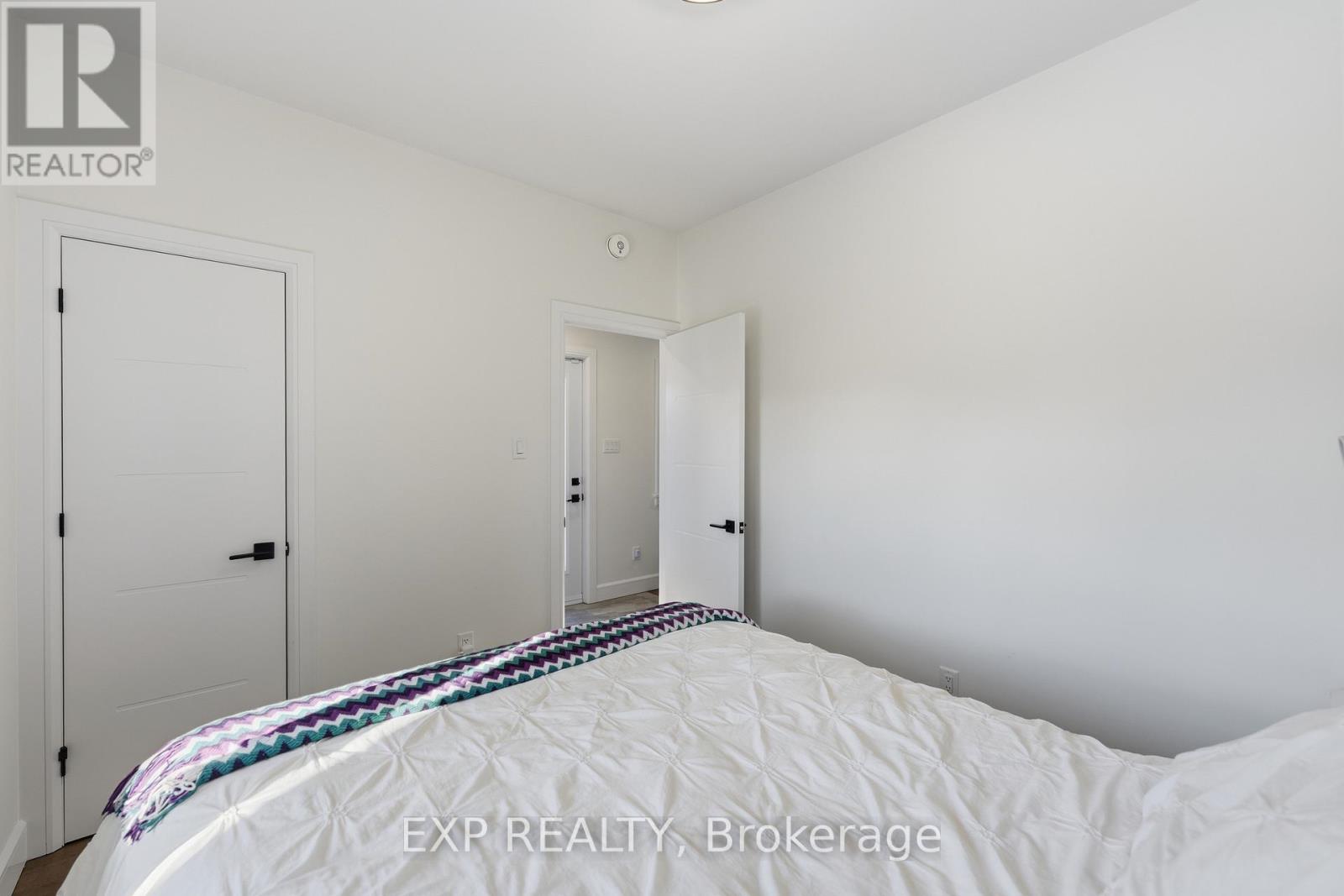 158 Marier Avenue, Ottawa, Ontario  K1L 5S1 - Photo 18 - X13417054
