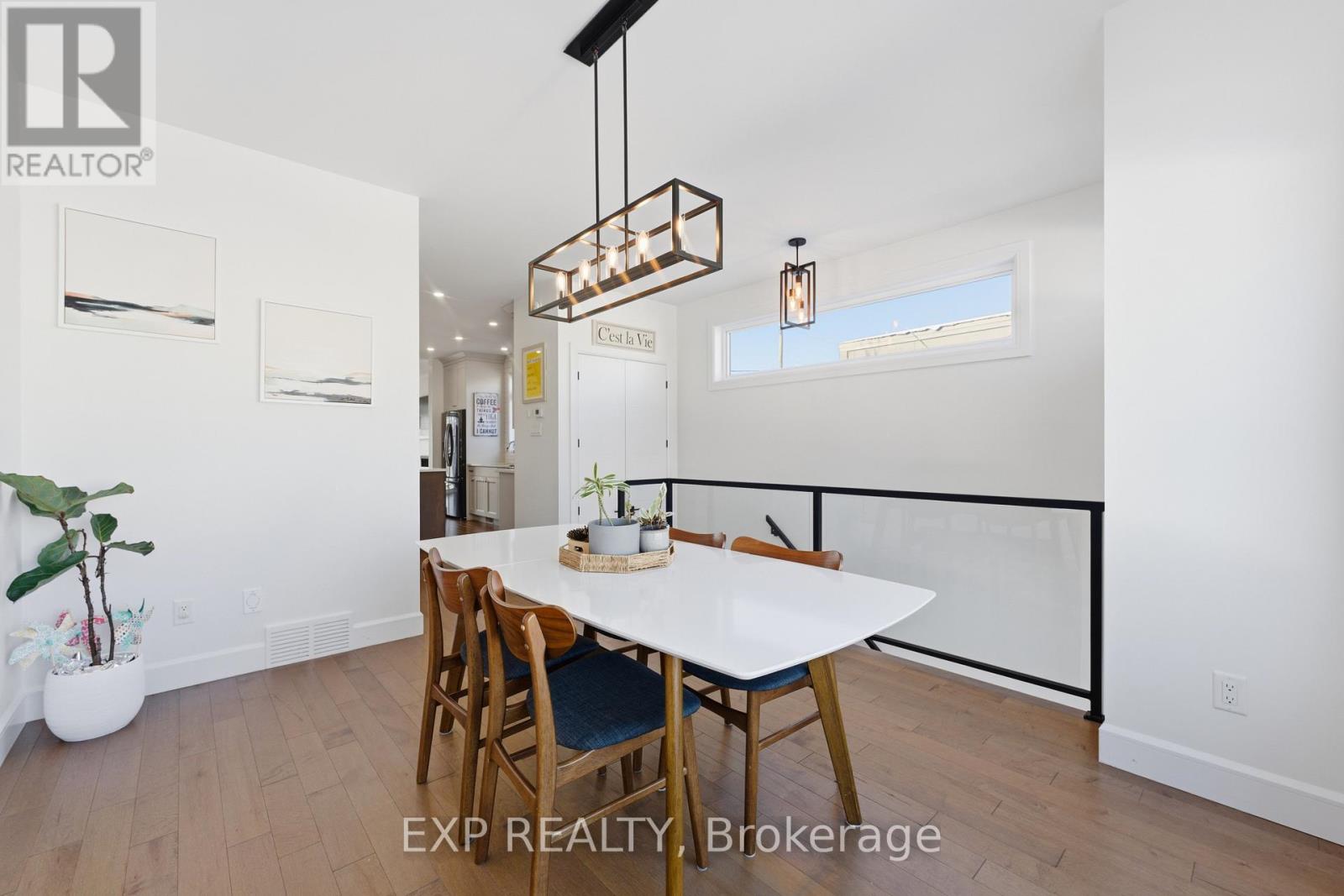 158 Marier Avenue, Ottawa, Ontario  K1L 5S1 - Photo 4 - X13417054