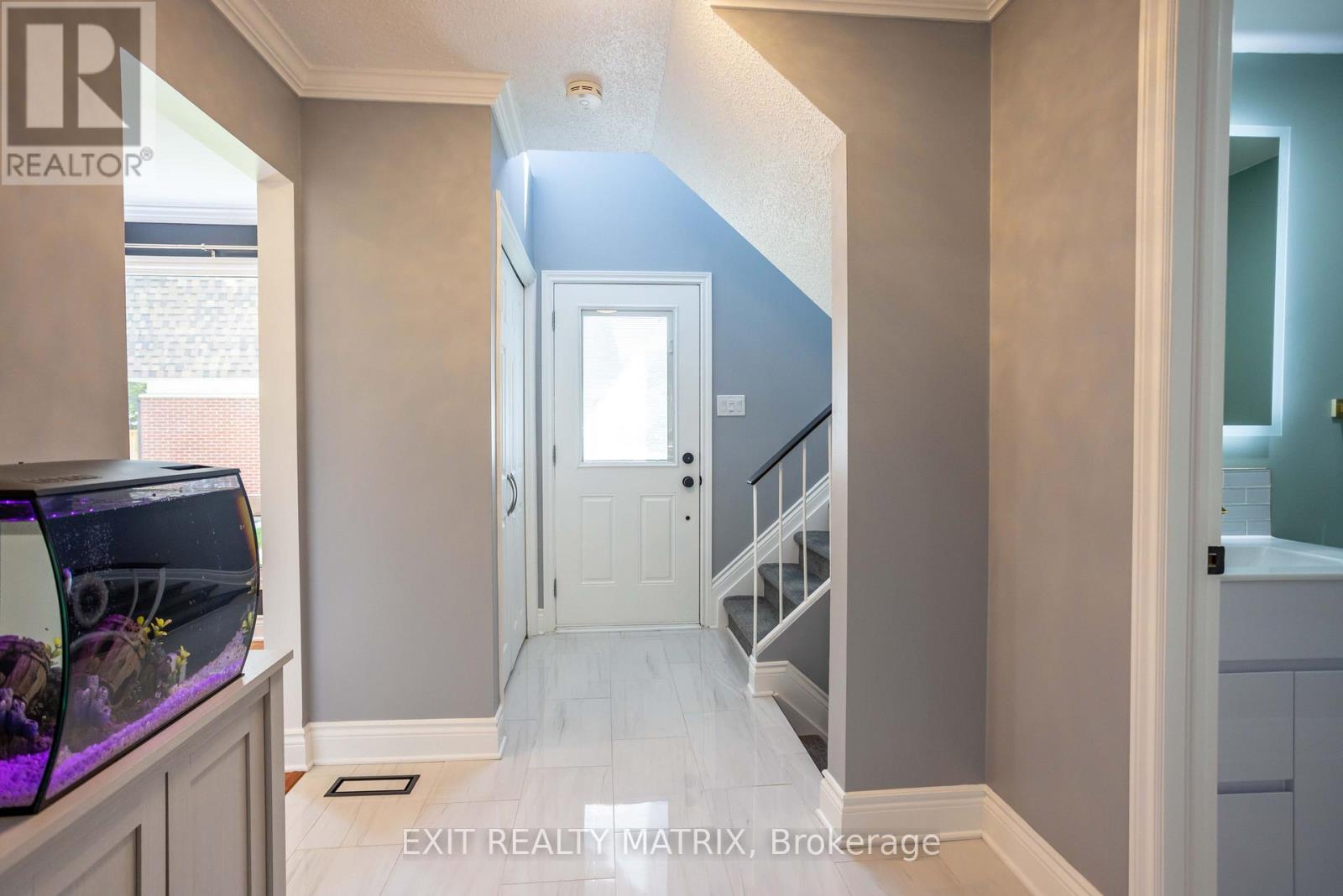 116 Rutherford Court, Ottawa, Ontario  K2K 1N5 - Photo 4 - X13417264