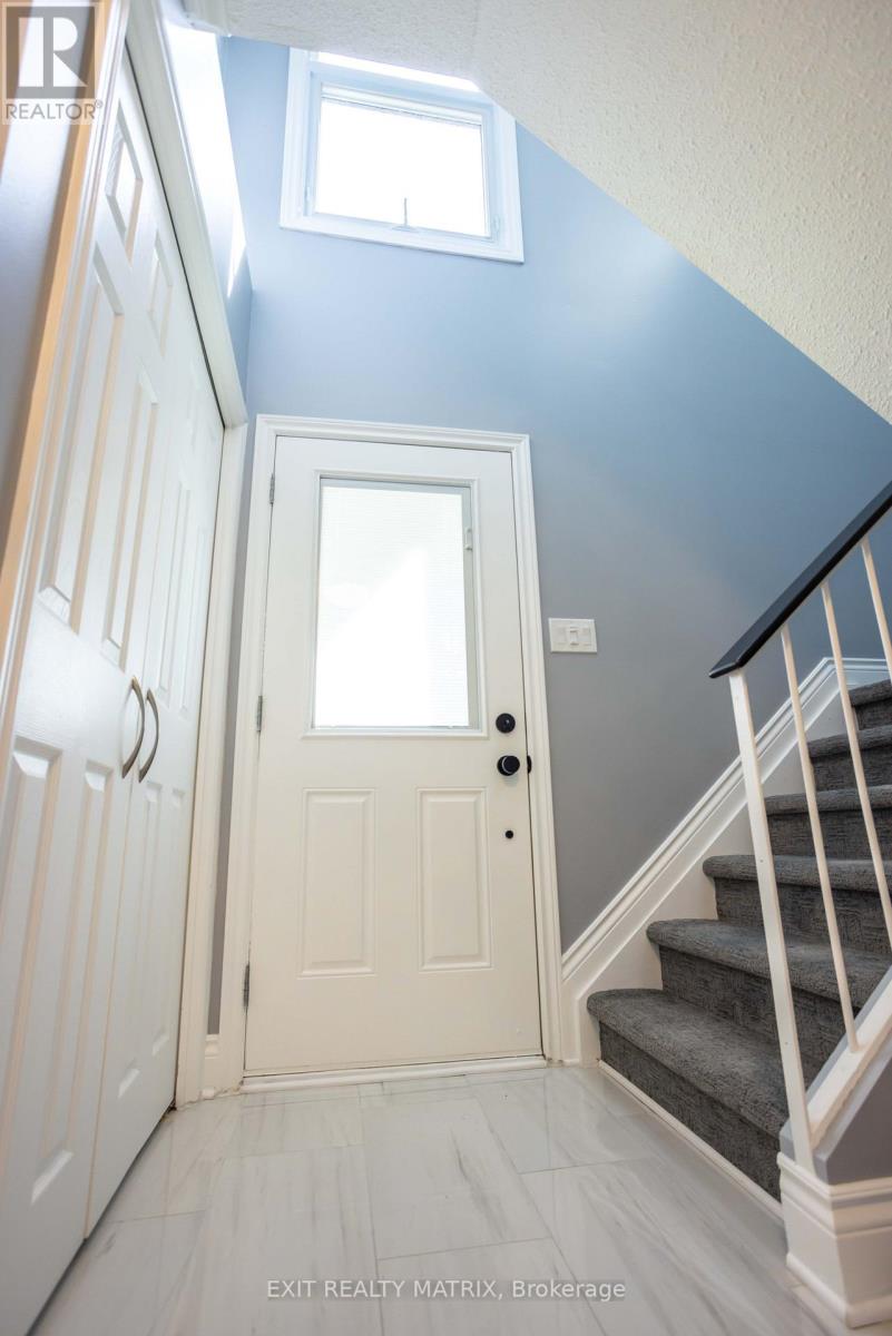 116 Rutherford Court, Ottawa, Ontario  K2K 1N5 - Photo 5 - X13417264