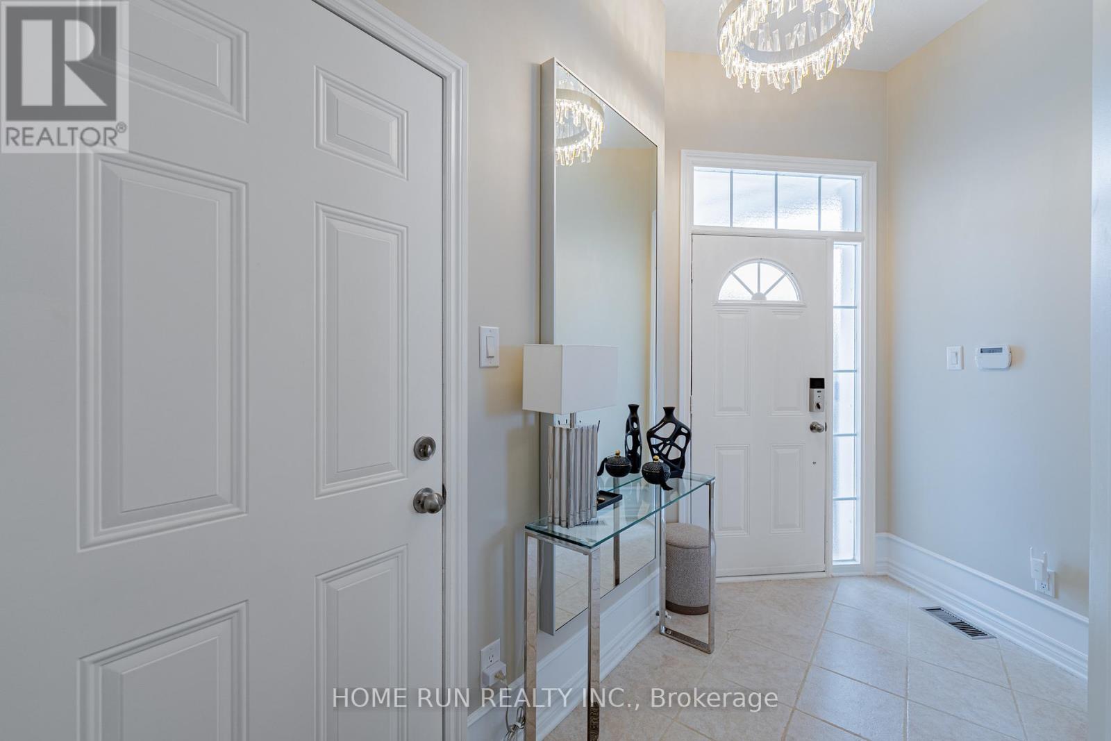 131 Kinghaven Crescent, Ottawa, Ontario  K2M 0C3 - Photo 4 - X13417460