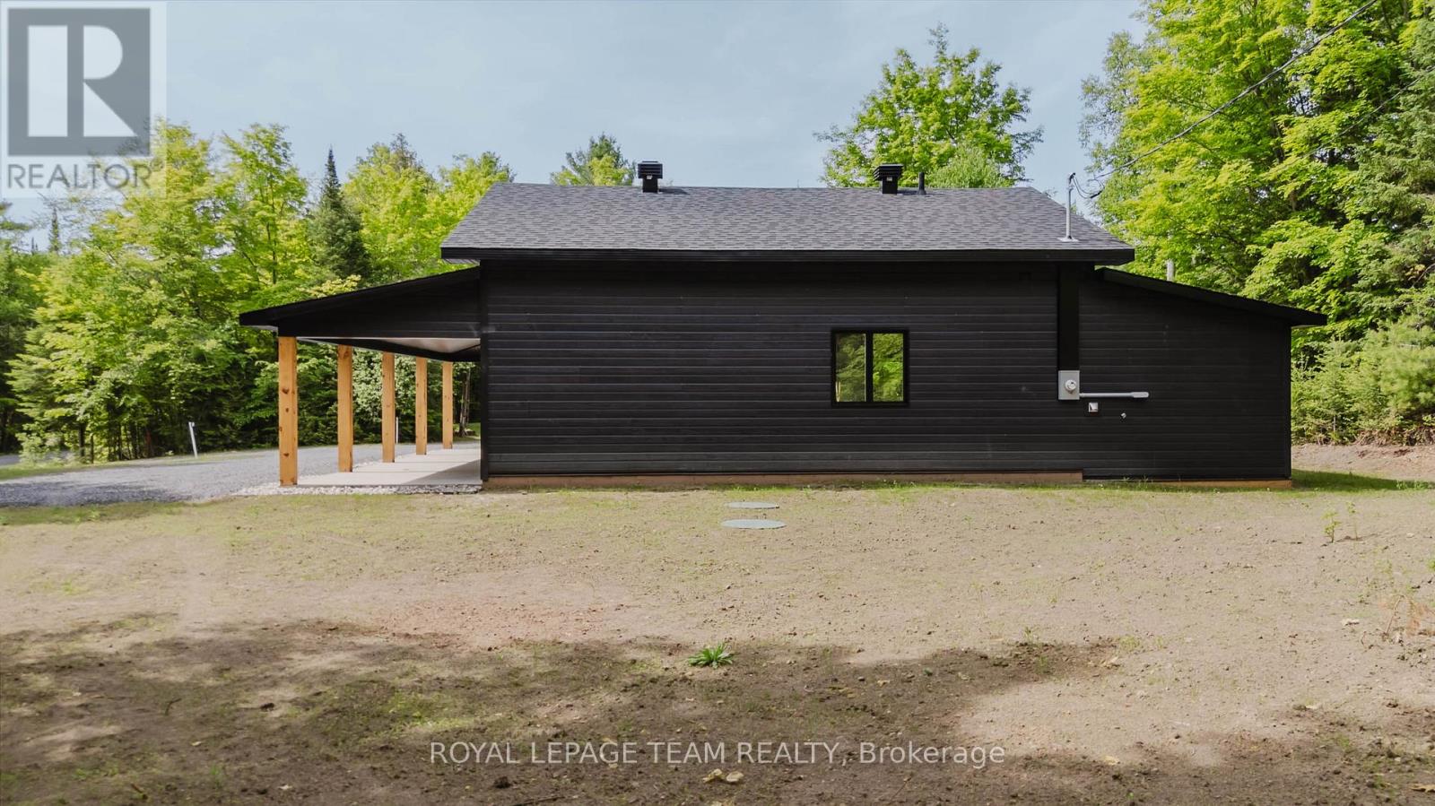 104 Fire Hall Crescent, Lanark Highlands, Ontario  K0G 1K0 - Photo 3 - X13417594