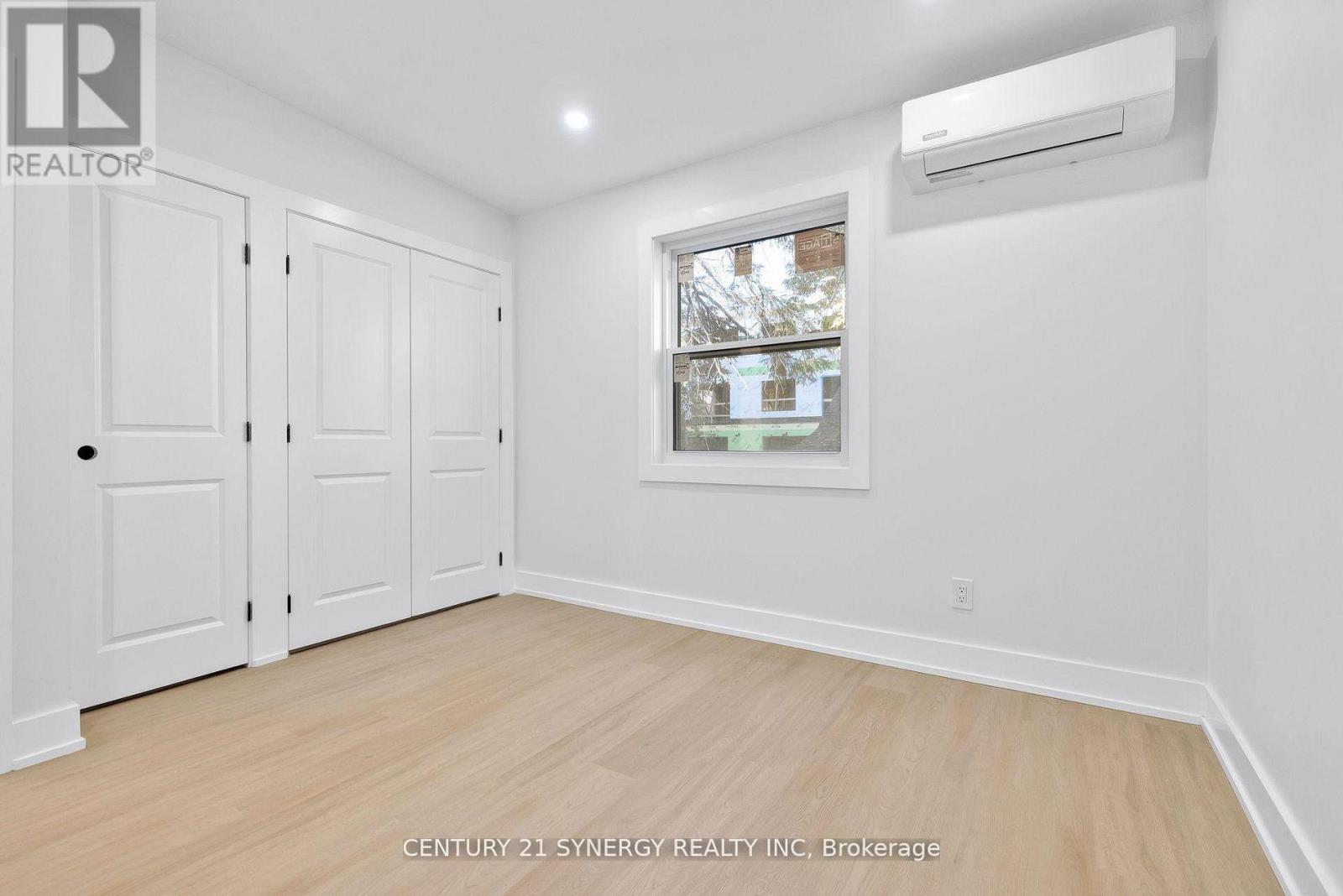 4 - 598 Kirkwood Avenue, Ottawa, Ontario  K1Z 5X4 - Photo 3 - X13417606