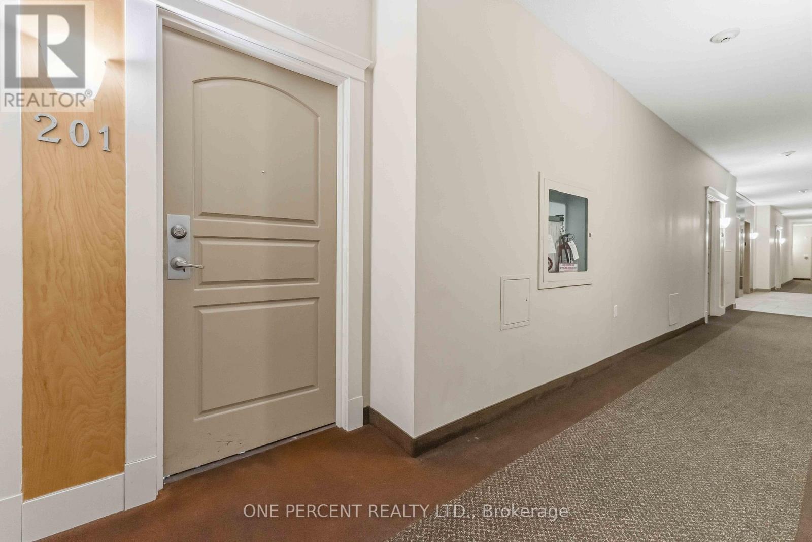 201 - 100 Roger Guindon Avenue, Ottawa, Ontario  K1G 3Z7 - Photo 7 - X13417656