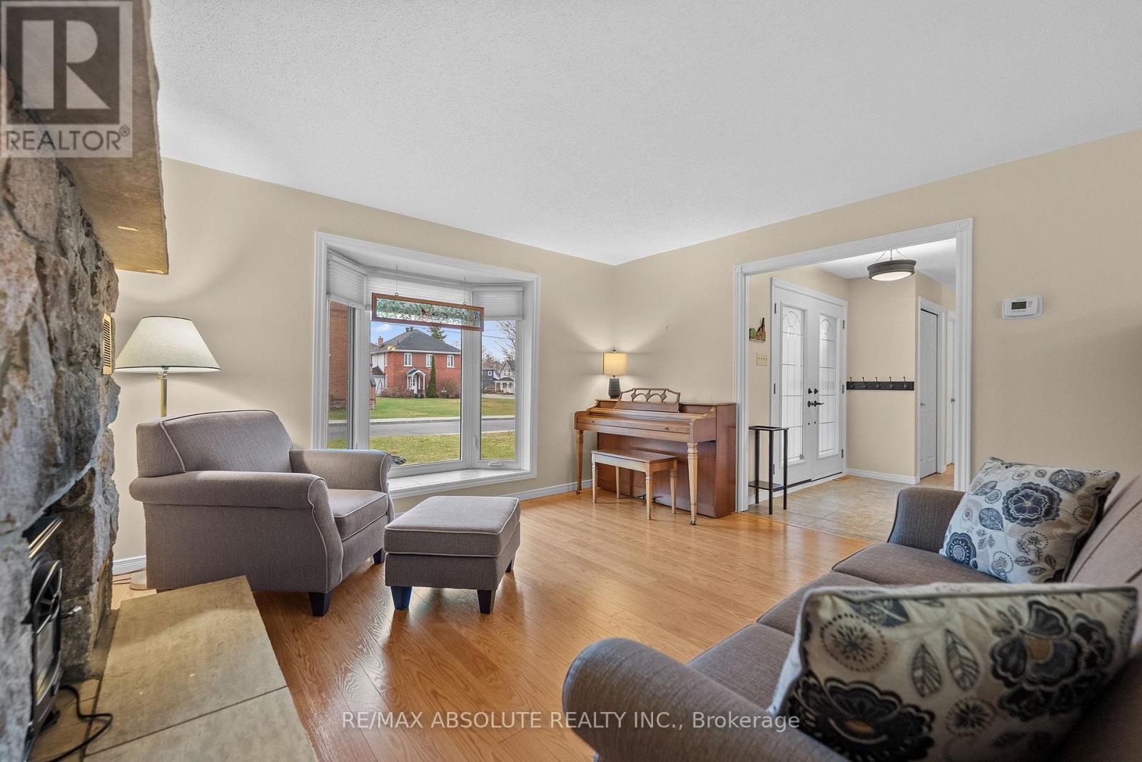 284 Harrington Street, Arnprior, Ontario  K7S 2V1 - Photo 8 - X13417680