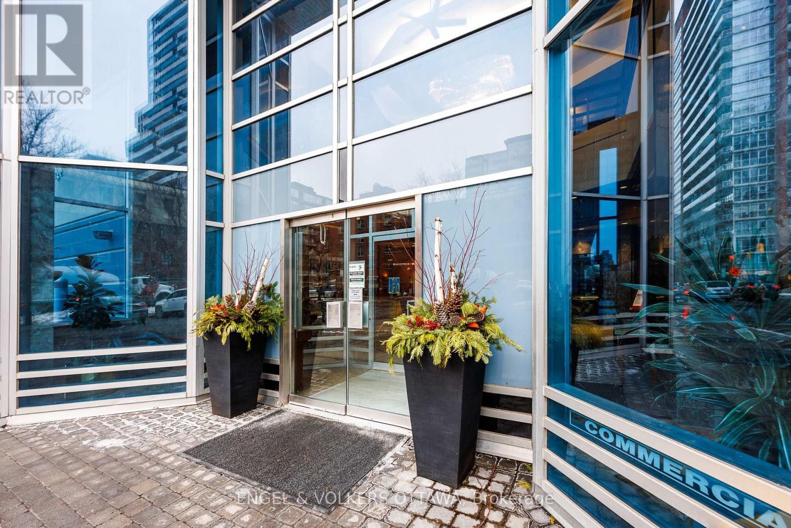 2404 - 160 George Street, Ottawa, Ontario  K1N 9M2 - Photo 3 - X13417762