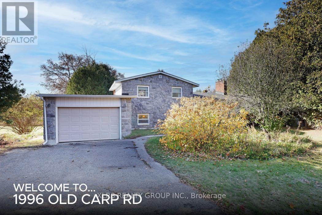 1996 OLD CARP ROAD, Ottawa, Ontario