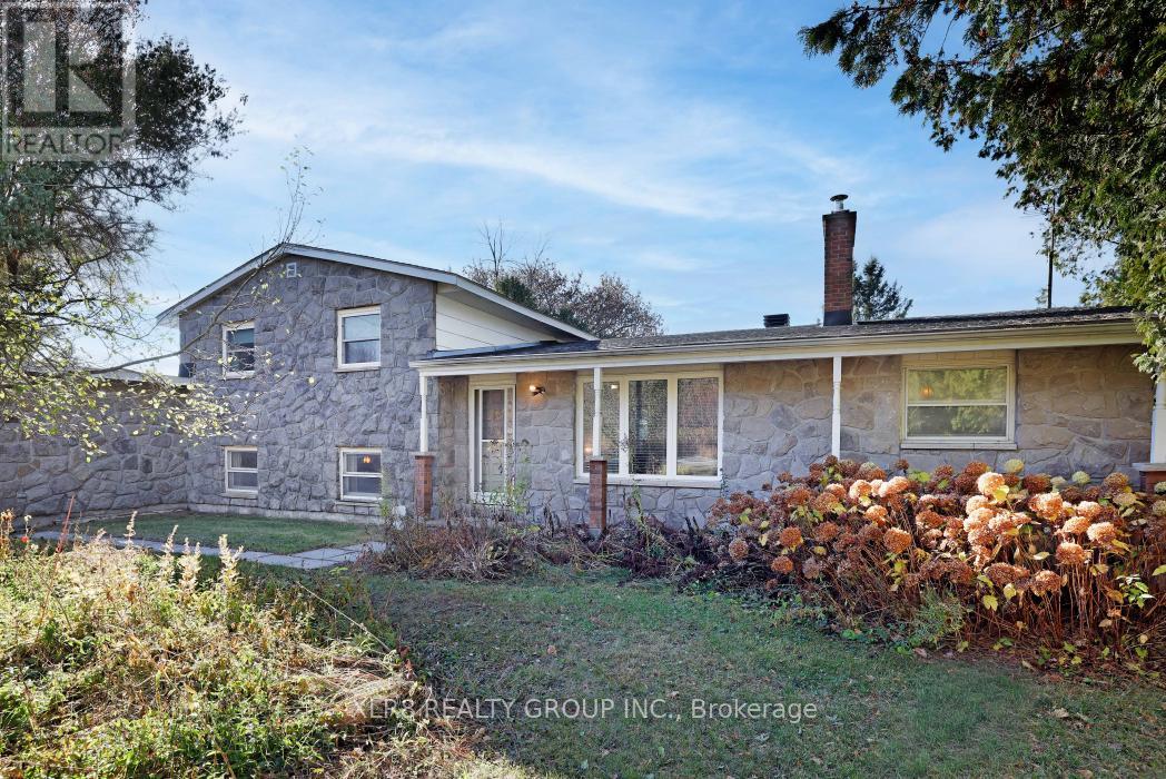 1996 Old Carp Road, Ottawa, Ontario  K0A 1L0 - Photo 3 - X13417864