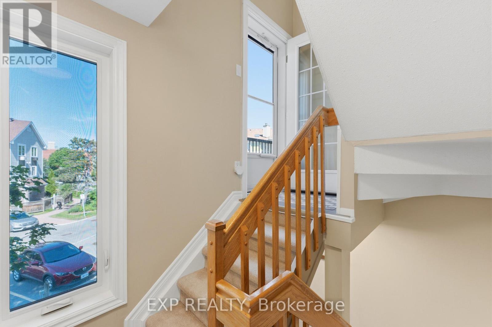 7 - 2 Stonebank Crescent, Ottawa, Ontario  K2H 9M1 - Photo 10 - X13253600