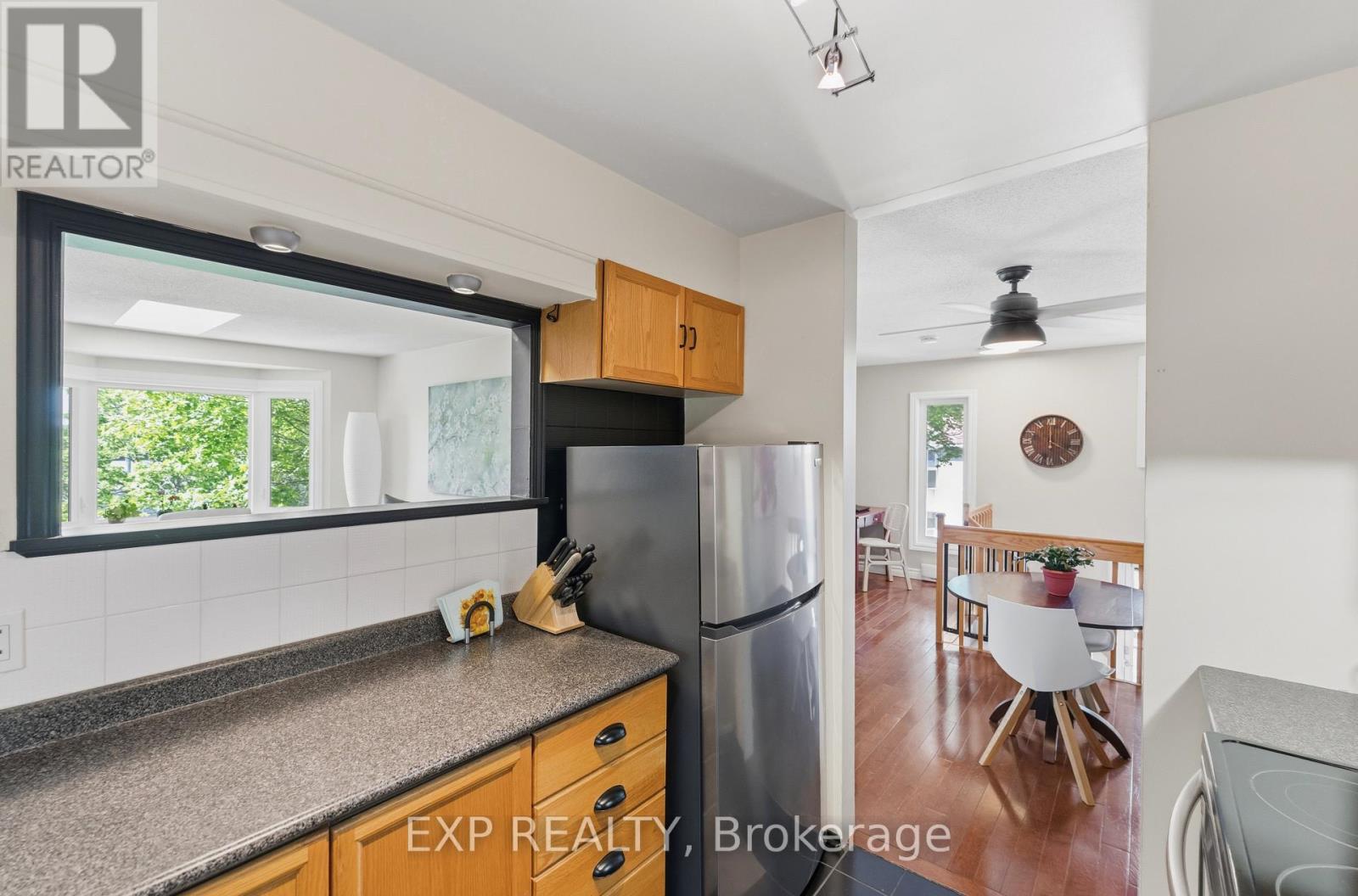 7 - 2 Stonebank Crescent, Ottawa, Ontario  K2H 9M1 - Photo 16 - X13253600
