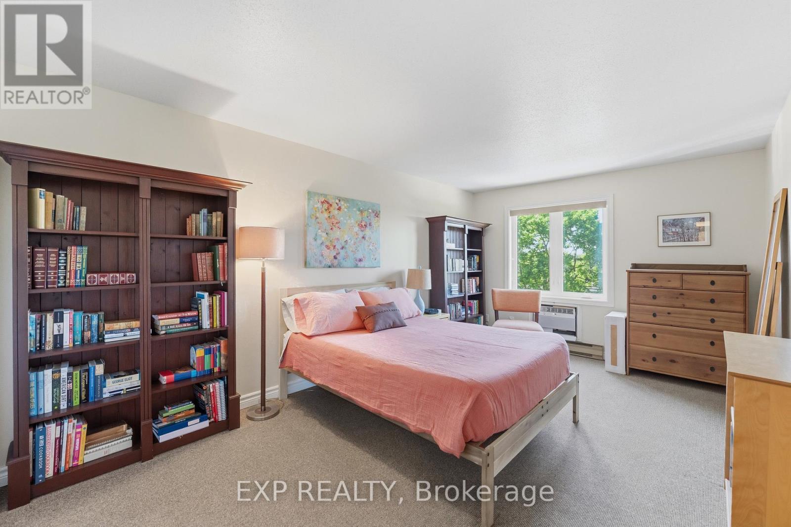 7 - 2 Stonebank Crescent, Ottawa, Ontario  K2H 9M1 - Photo 21 - X13253600