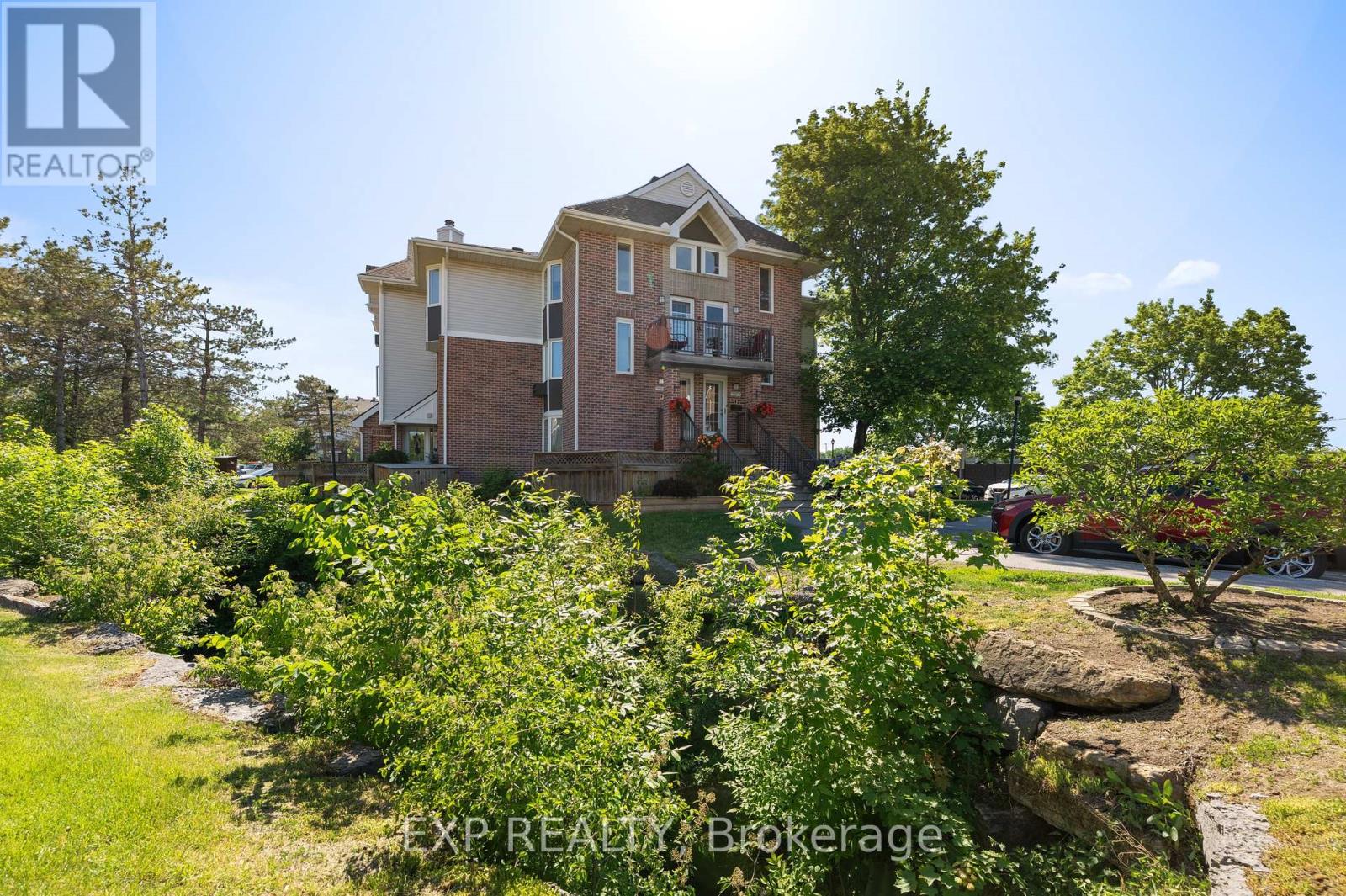 7 - 2 Stonebank Crescent, Ottawa, Ontario  K2H 9M1 - Photo 33 - X13253600