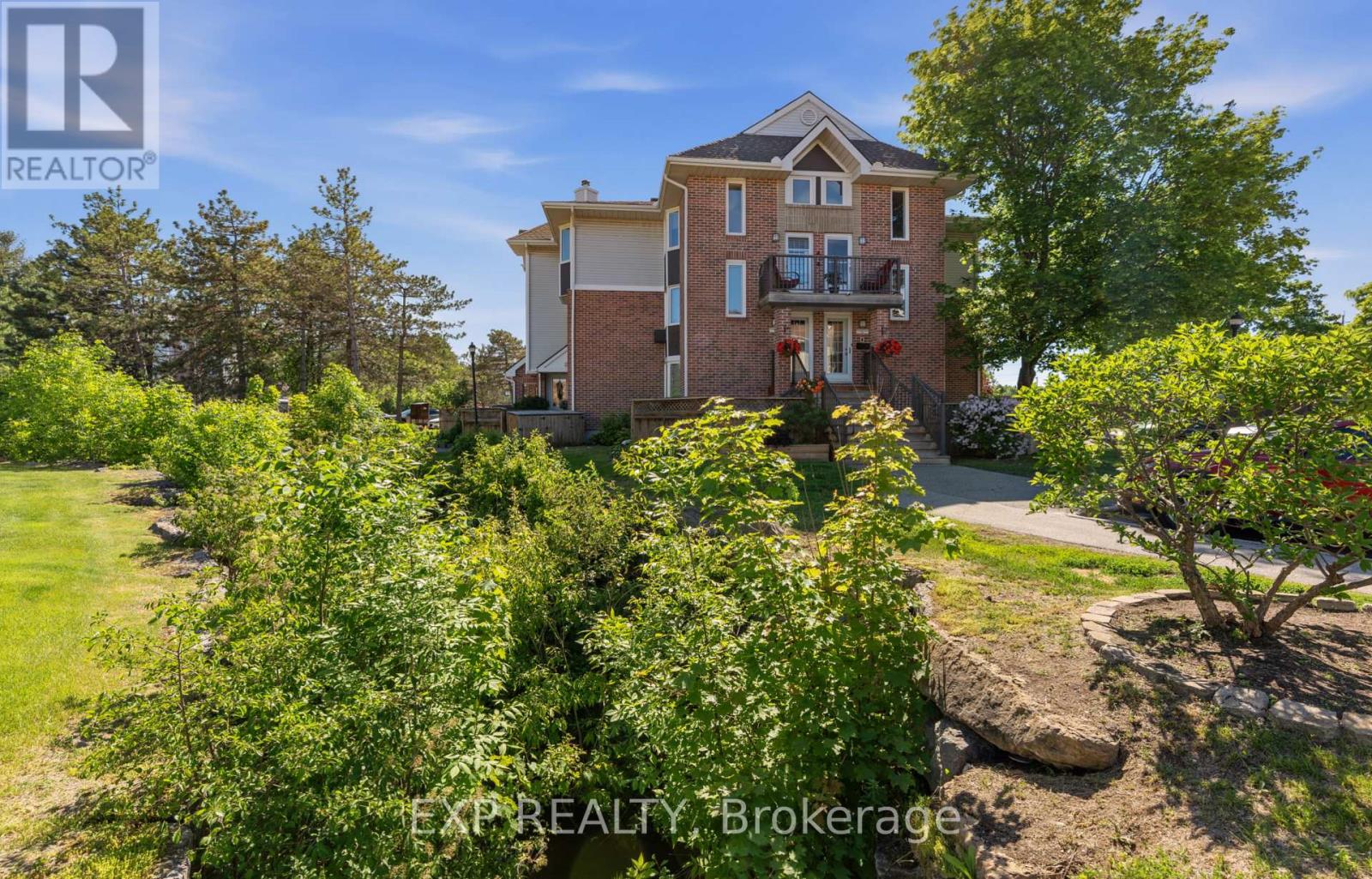 7 - 2 Stonebank Crescent, Ottawa, Ontario  K2H 9M1 - Photo 34 - X13253600