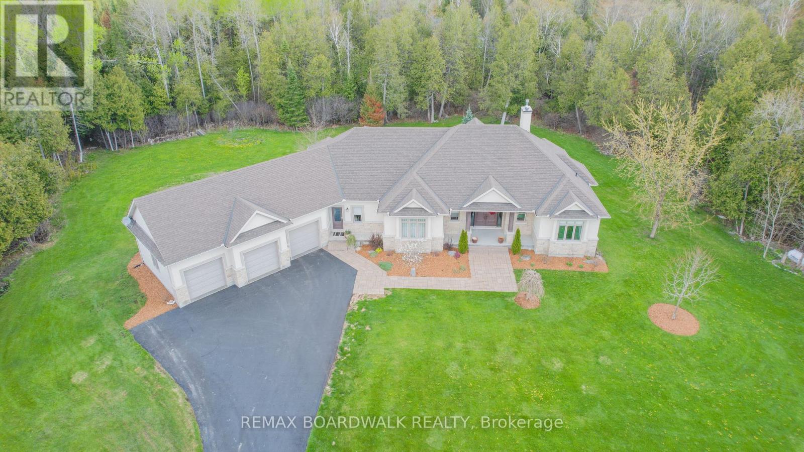 49 Sawgrass Circle, Ottawa, Ontario  K0A 1B0 - Photo 2 - X13417898