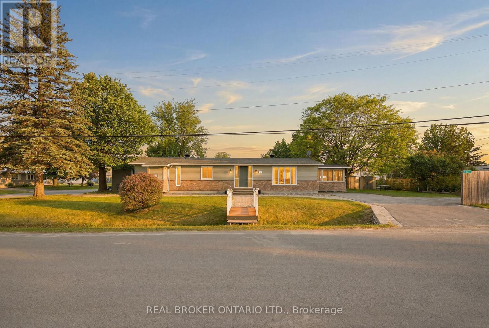 606 Lydia Street N, North Grenville, Ontario  K0G 1J0 - Photo 1 - X13417916