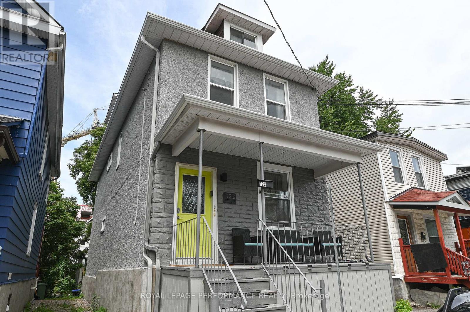 3 - 123 Pamilla Street, Ottawa, Ontario  K1S 3K9 - Photo 1 - X13418050