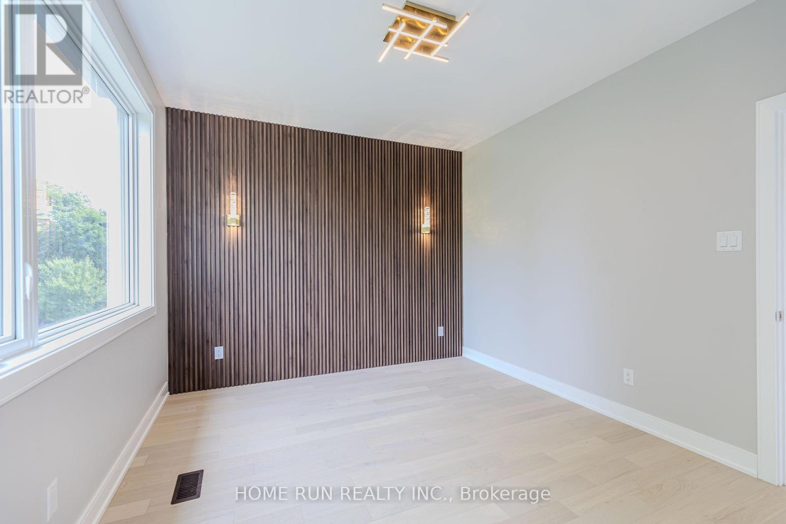 295 Dovercourt Avenue, Ottawa, Ontario  K1Z 7H4 - Photo 11 - X13418090