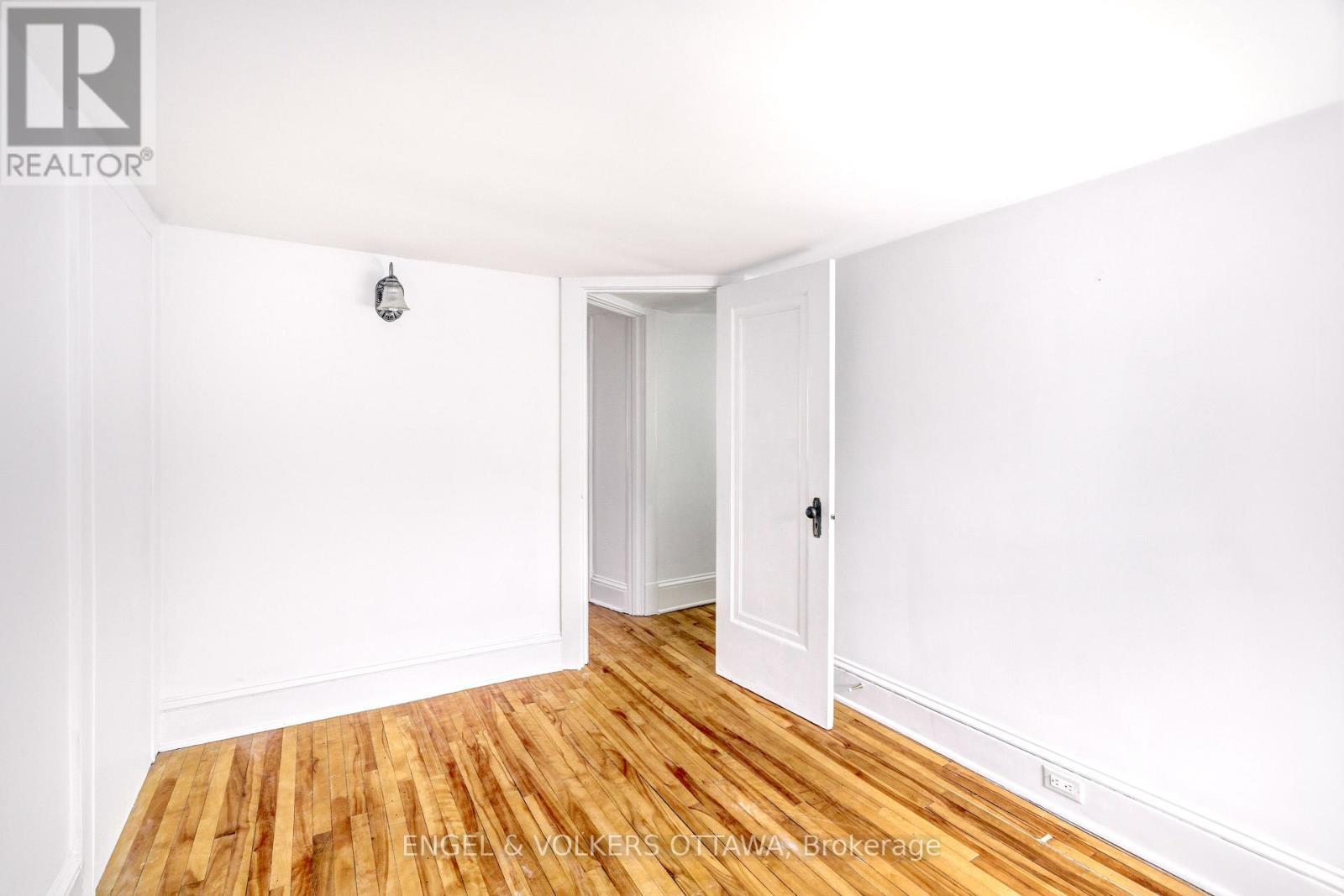 491 Mcleod Street, Ottawa, Ontario  K1R 5P7 - Photo 12 - X13418140