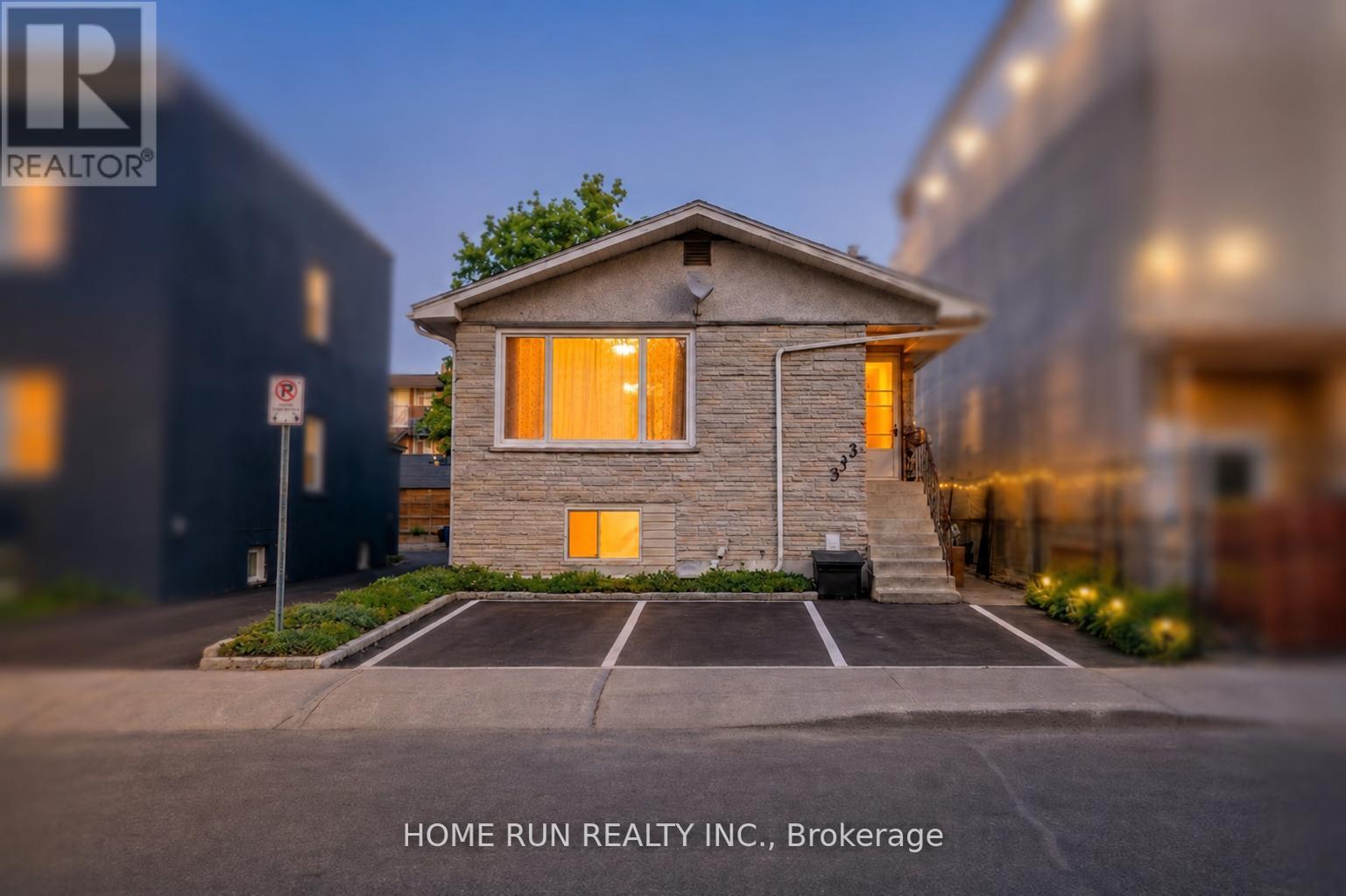 313 Savard Avenue S, Ottawa, Ontario  K1L 7S1 - Photo 1 - X13418184