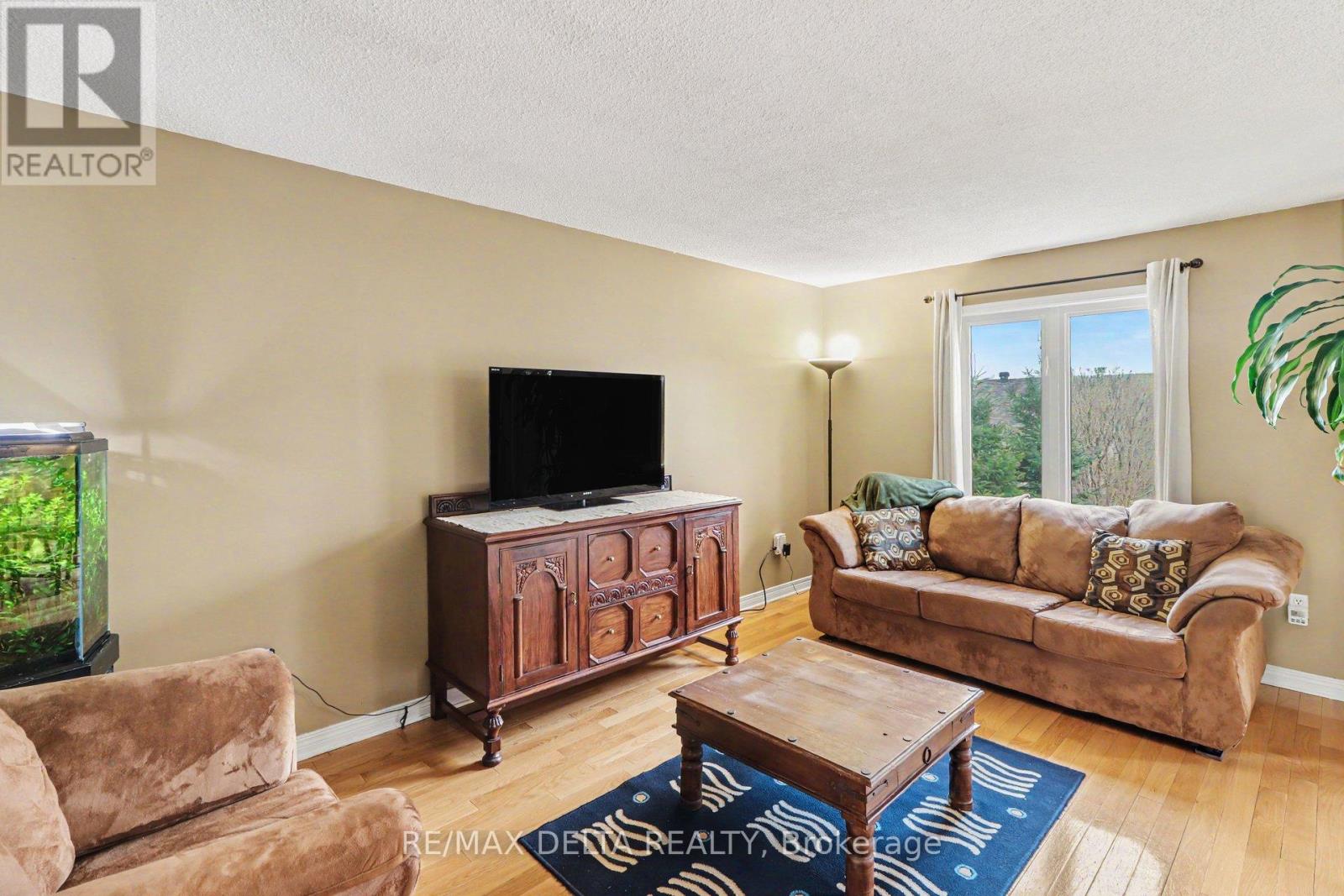 169 Louise Street, Clarence-Rockland, Ontario  K4K 1R8 - Photo 11 - X13418396