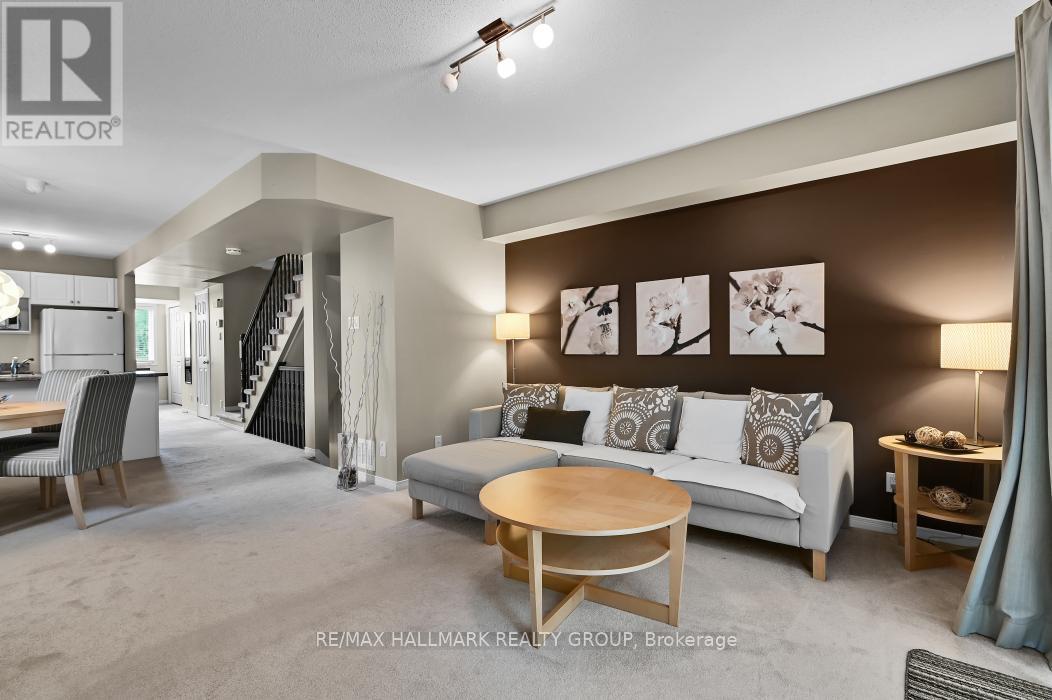 39 Strathaven Private, Ottawa, Ontario  K1J 1K7 - Photo 11 - X13418660