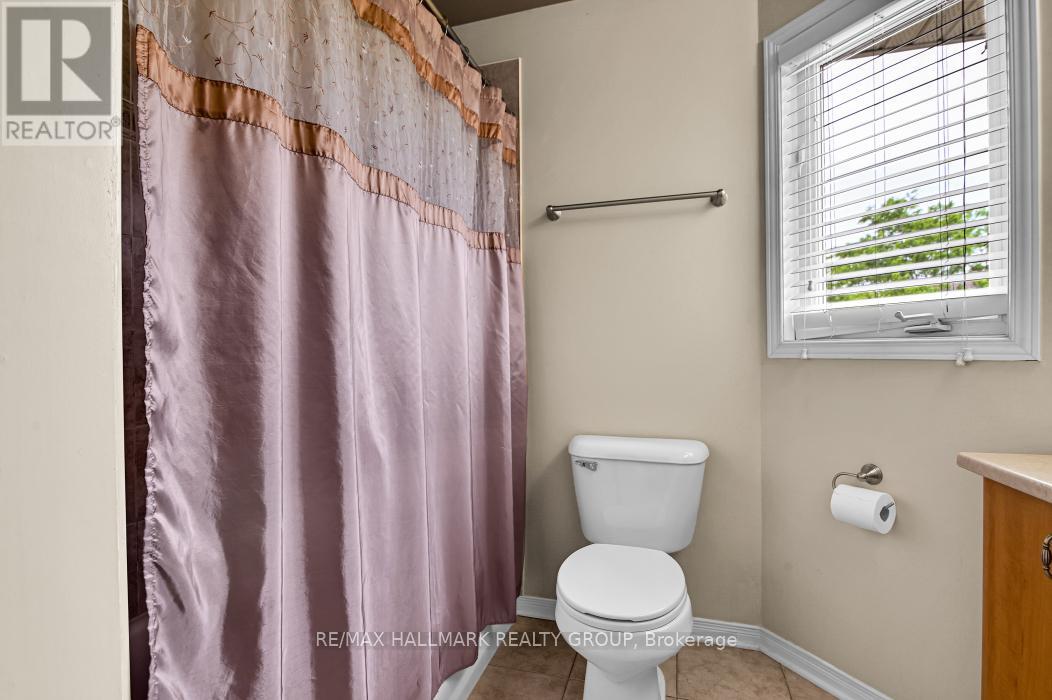 39 Strathaven Private, Ottawa, Ontario  K1J 1K7 - Photo 31 - X13418660